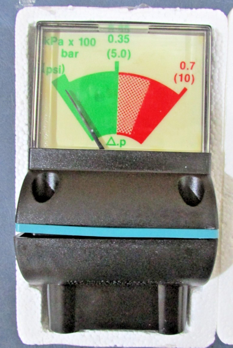 Wilkerson 60 601 0580 Differential Pressure Gauge Light Blue