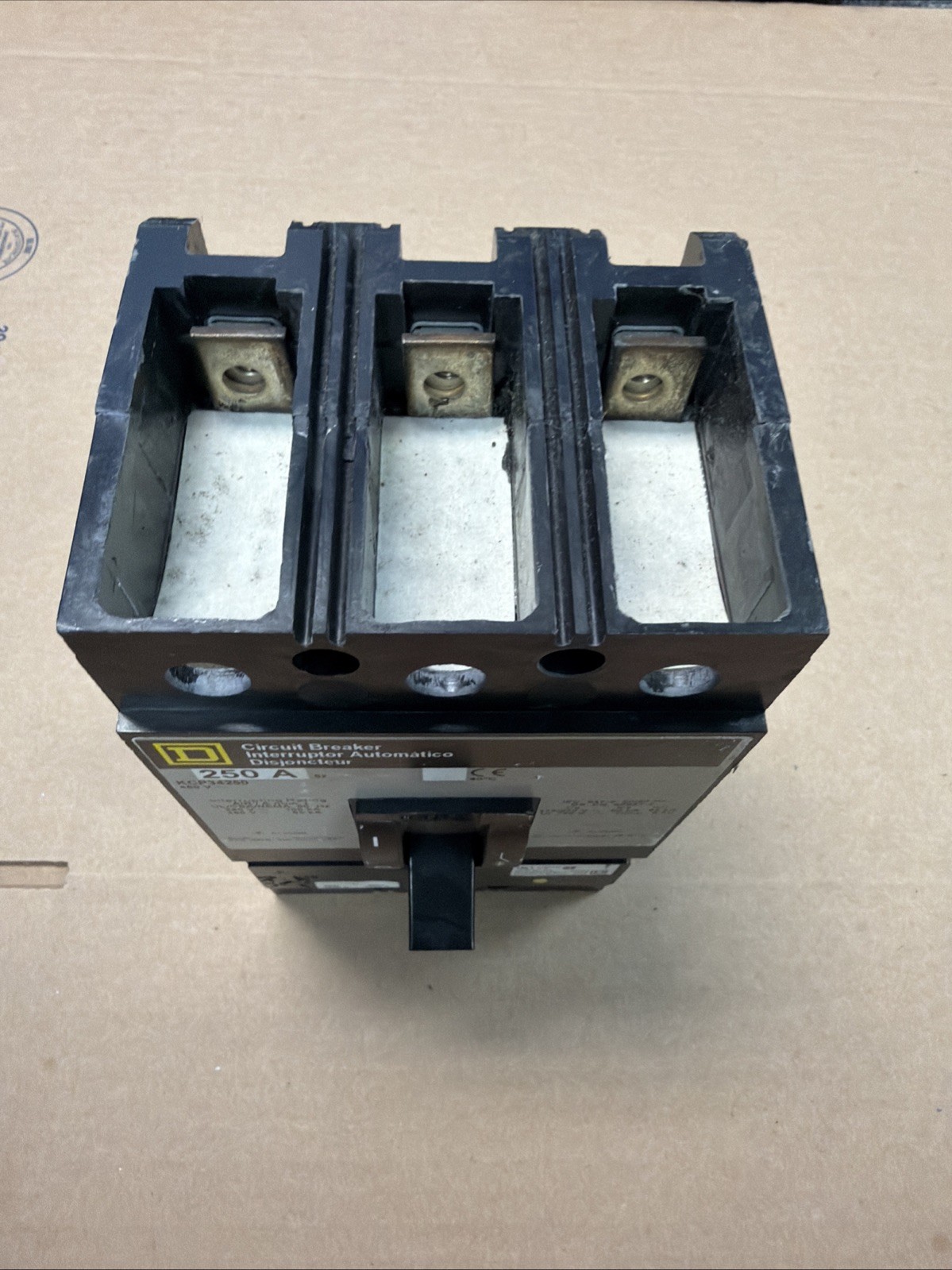 SQUARE D KCP34250 SER 2 THERMAL-MAGNETIC CIRCUIT BREAKER 250AMP 480v