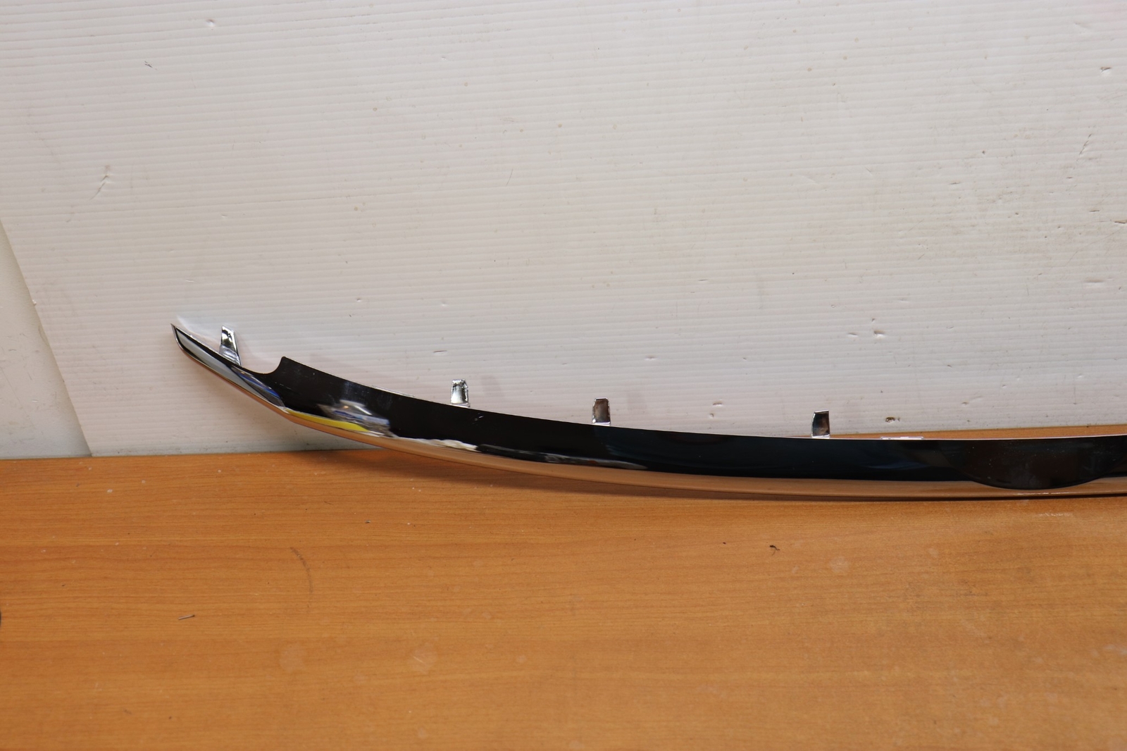 2013 2014 2015 Ford Explorer Grille Lower Molding Trim OEM FG-31257