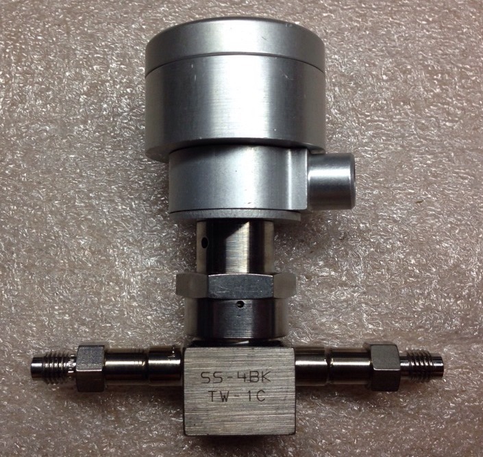 Swagelok Bellows Sealed Valve, SS-4BK-TW-1C, 1/8″ Male VCR, Shipsameday BB#5