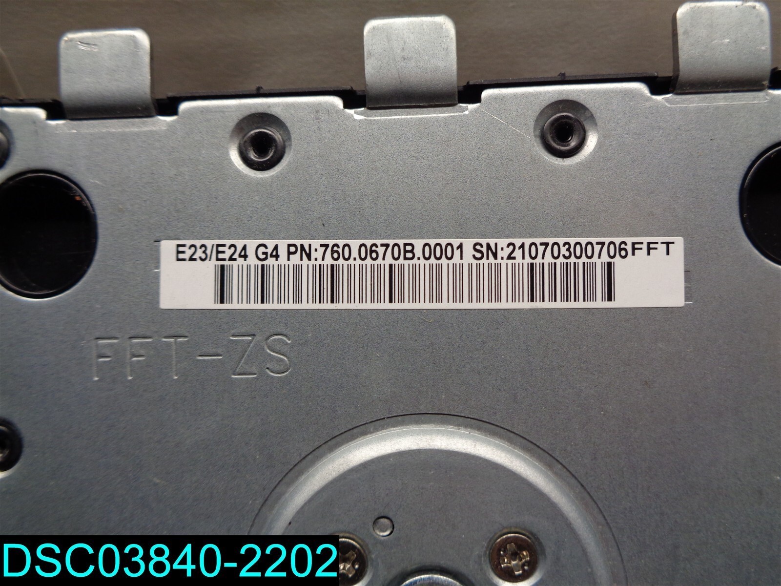 E23/E24 G4 P/N: 760.0670B.0001 MONITOR STAND