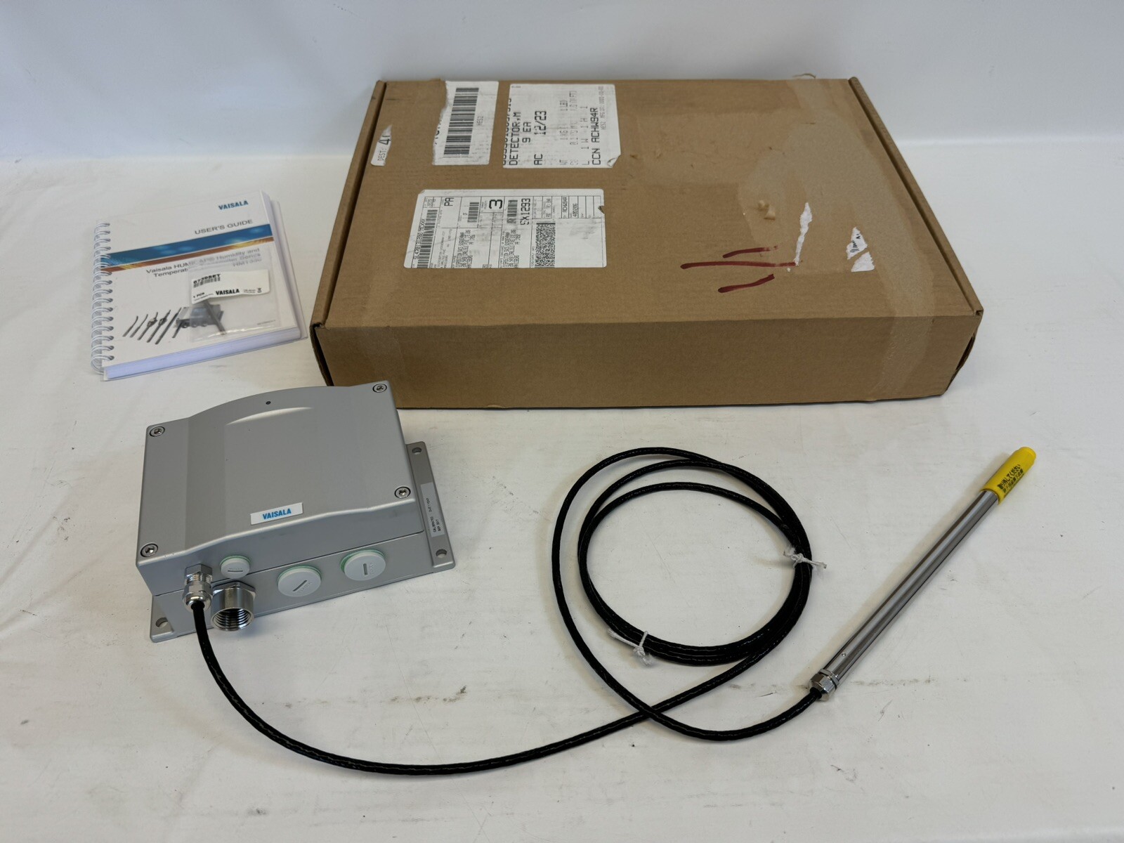VAISALA HMT335 Humidity & Temp. Transmitter 10-35VDC ~ 5L0A001BCAJ200B01CABAA1