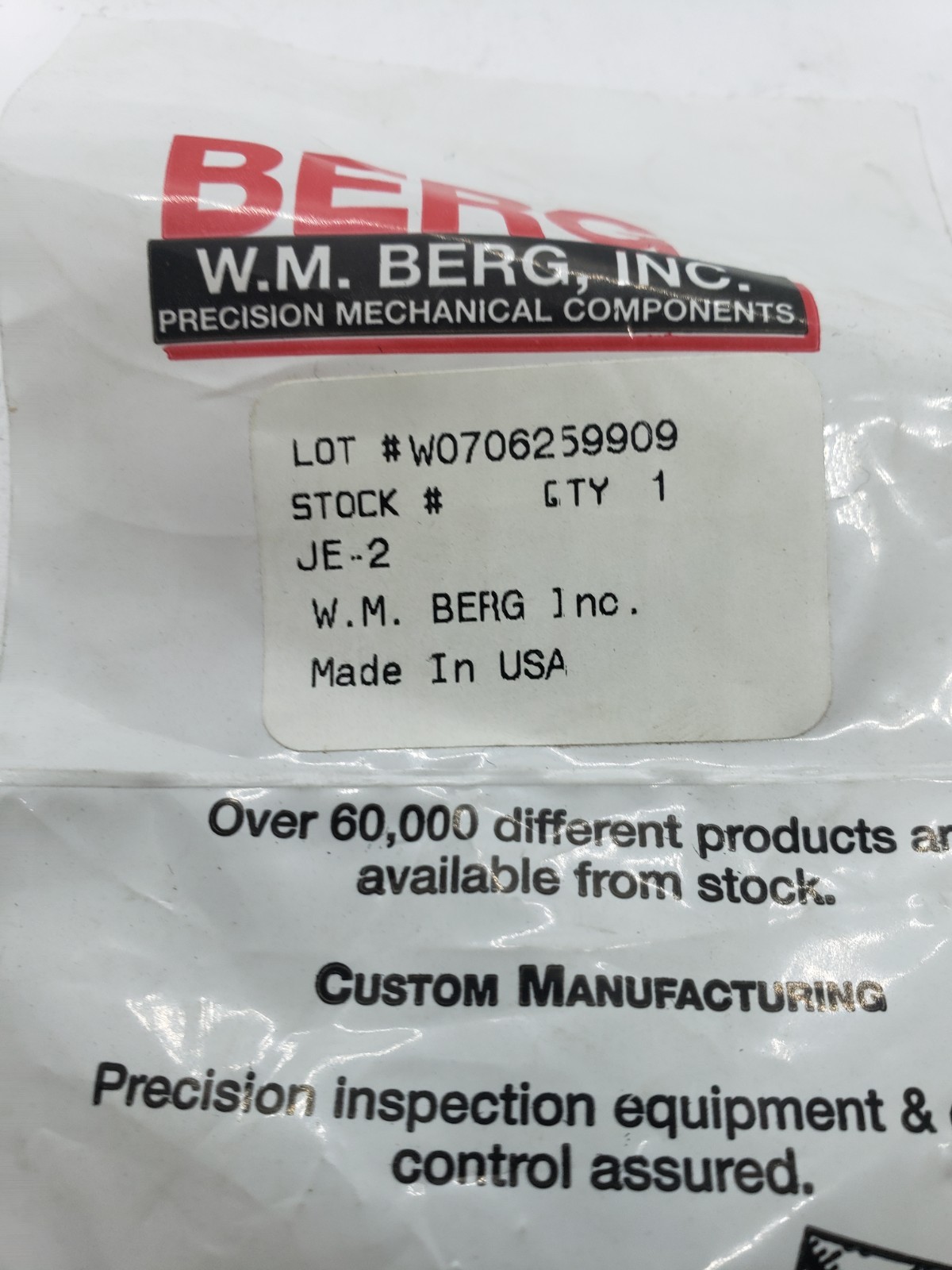 W.M BERG JE-2 CAM FOLLOWER 303 STAINLESS STEEL SCREW, NIB