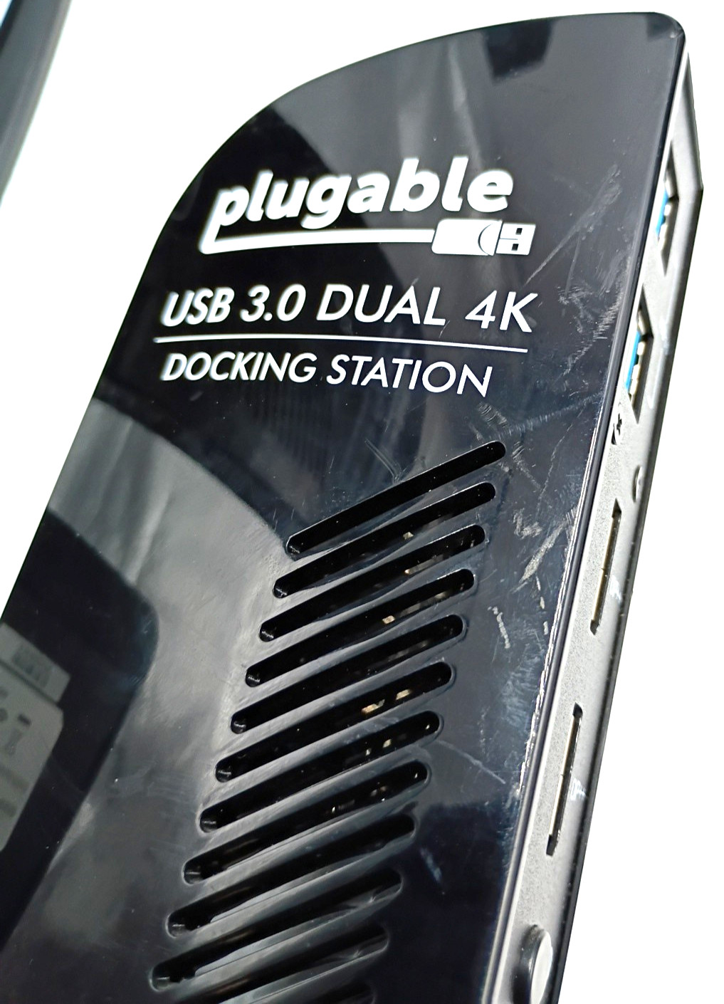 Lot of 10 Plugable UD-6950 USB 3.0 Dual 4K Docking Station W 6 USB Type B cables