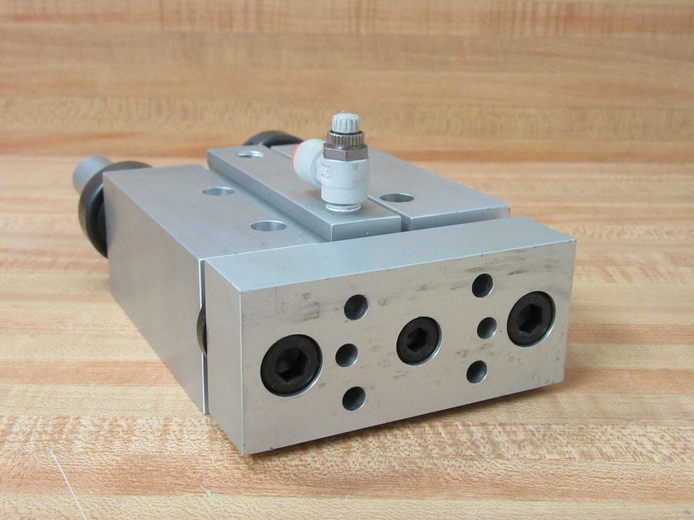PHD SBH1 32 X 2-AE-M-Q6 Pneumatic Slide 04806626-06