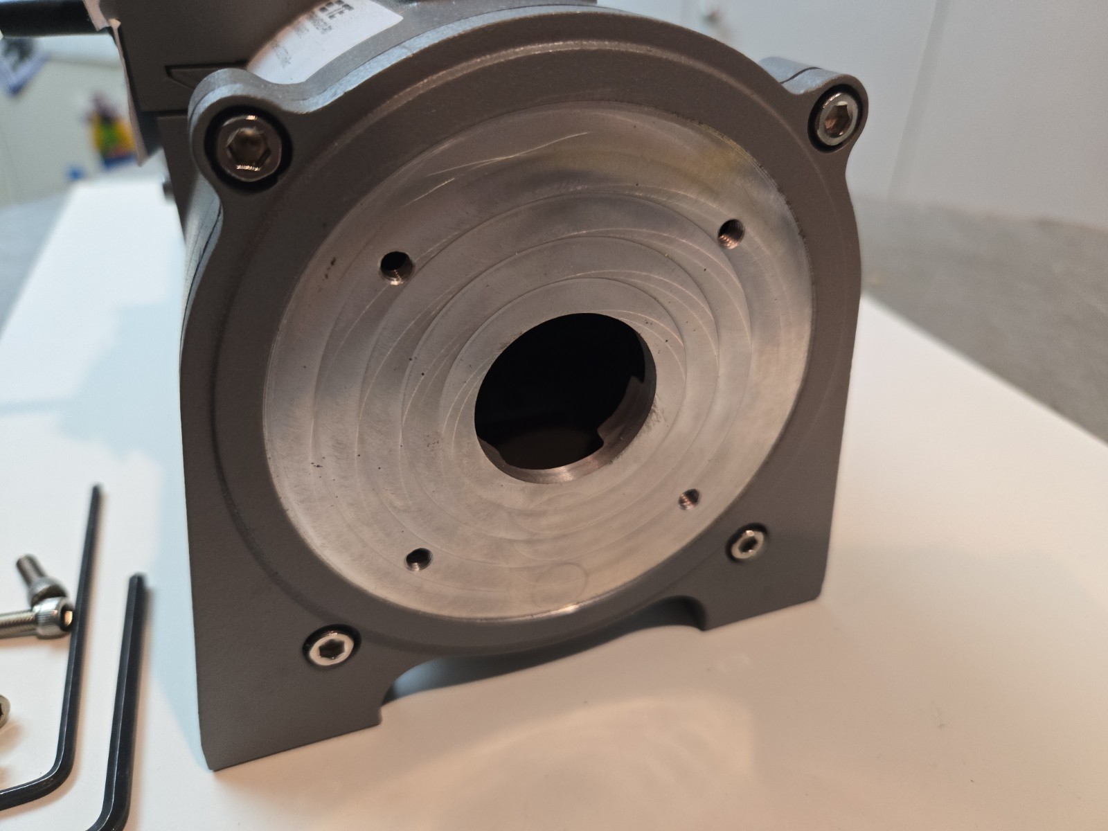 PT9600-0450-221-F01 TE. New. Open Box. TE Connectivity 9600 Series
