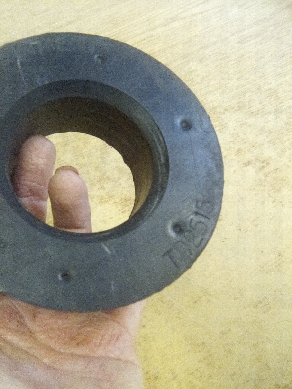 Total Containment TD2515 Test Donut 1-1/2″