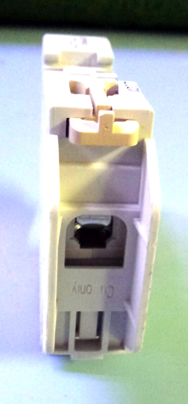 1 USED MERLIN GERIN 60111 C13A 240V MULTI9-C60 CIRCUIT BREAKER ***MAKE OFFER***