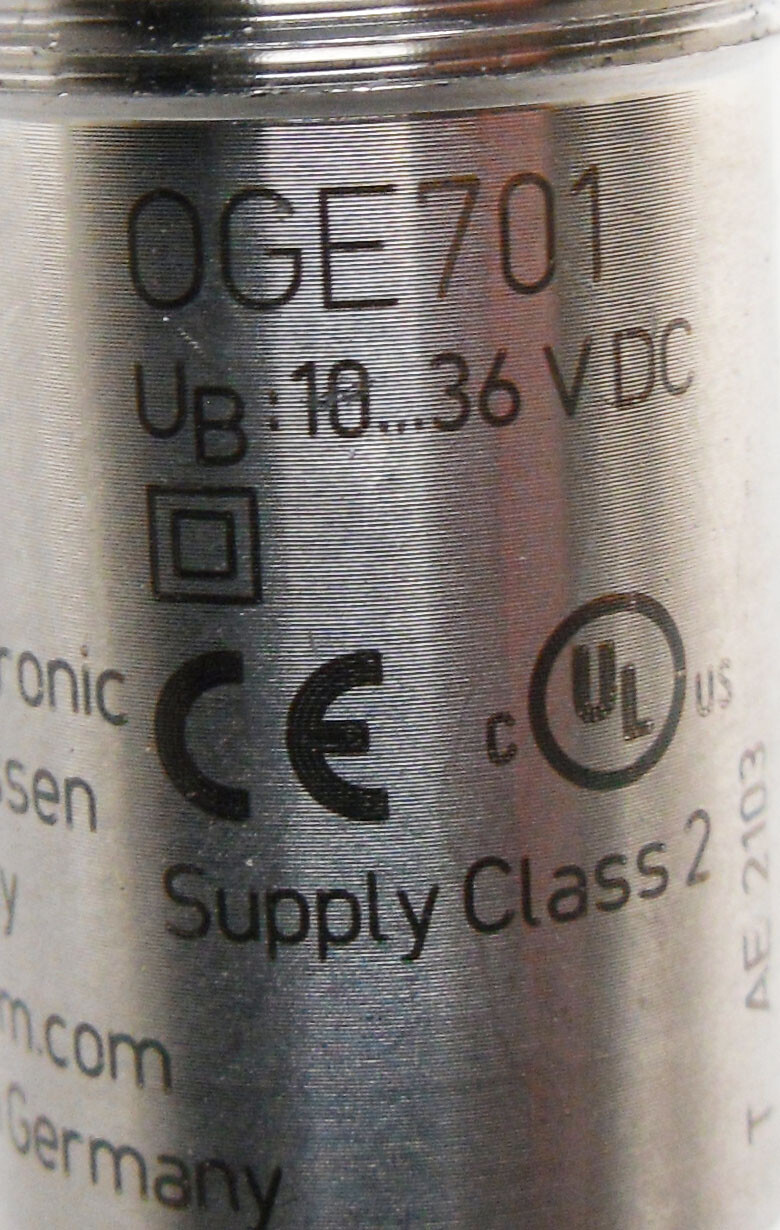 NEW IFM ELECTRONIC OGE701 LASER SENSOR RECEIEVER 10-36VDC