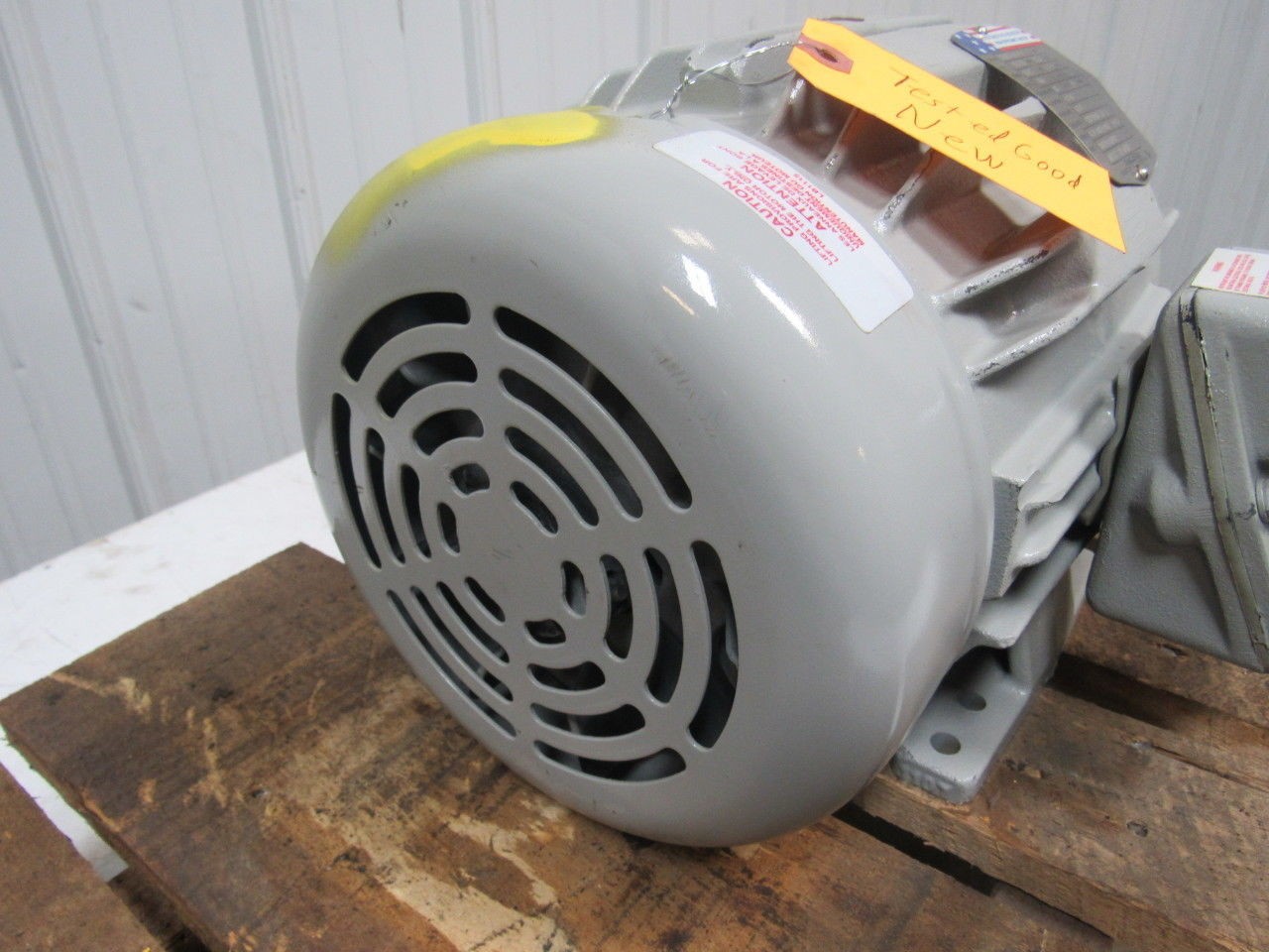 BALDOR AEM3686-4 1-1/2 HP TE 460V 3PH 1750RPM Frm184 AC Motor 7/8″ Shaft NOS