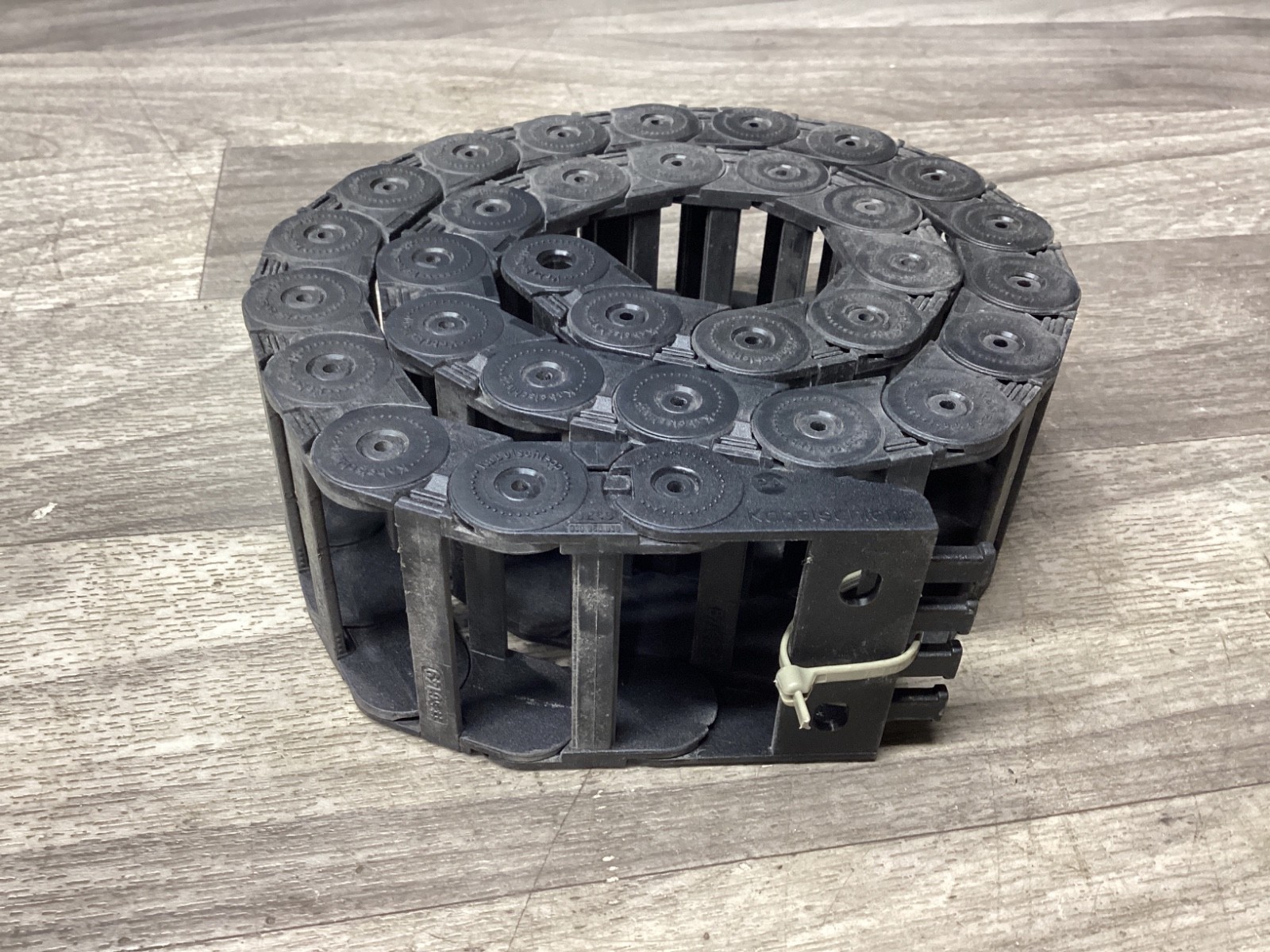 KABELSHLEPP 0250 030.050.038 CABLE CARRIER 32 LINKS #102E44PR6