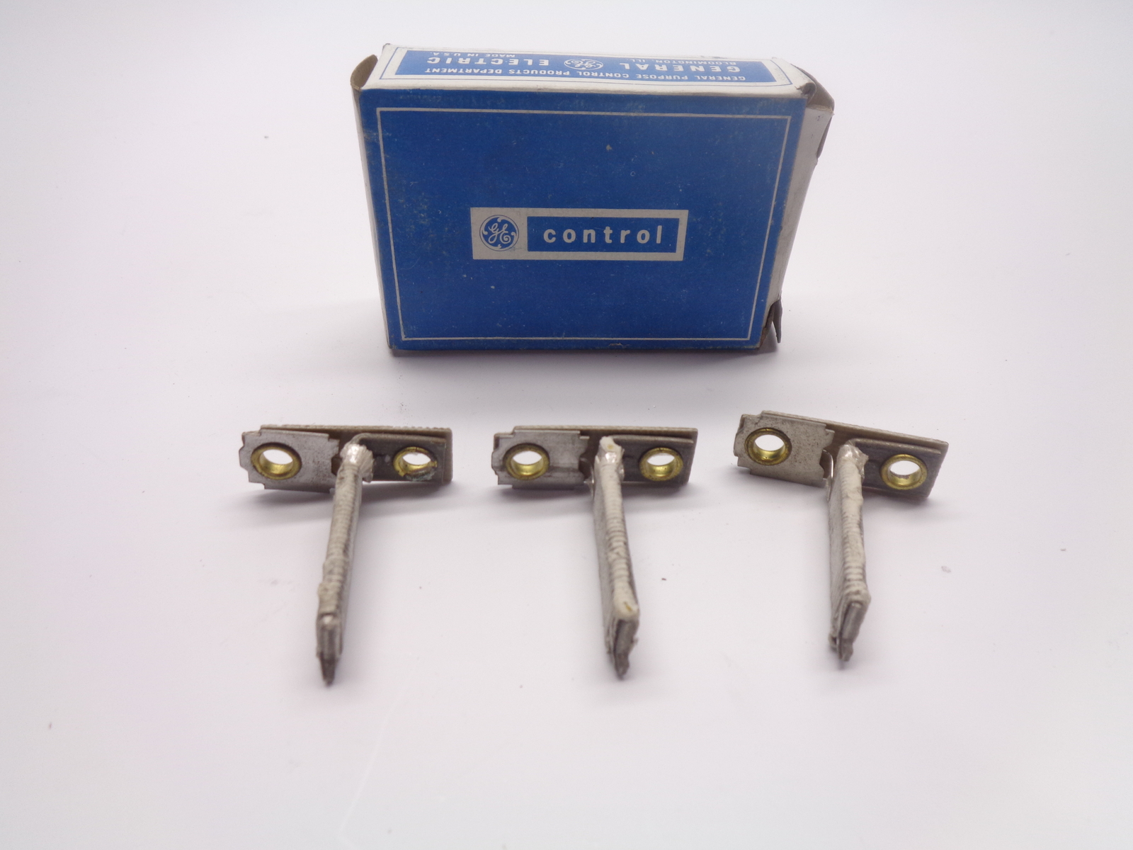 GENERAL ELECTRIC CR123C131A HEATER PKG OF 3 NSMP