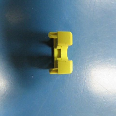 YAZAKI 7157-6411-70 Qty of 100 per Lot 58 SERIES CONNECTOR, UNSEALED, FEMALE, Y