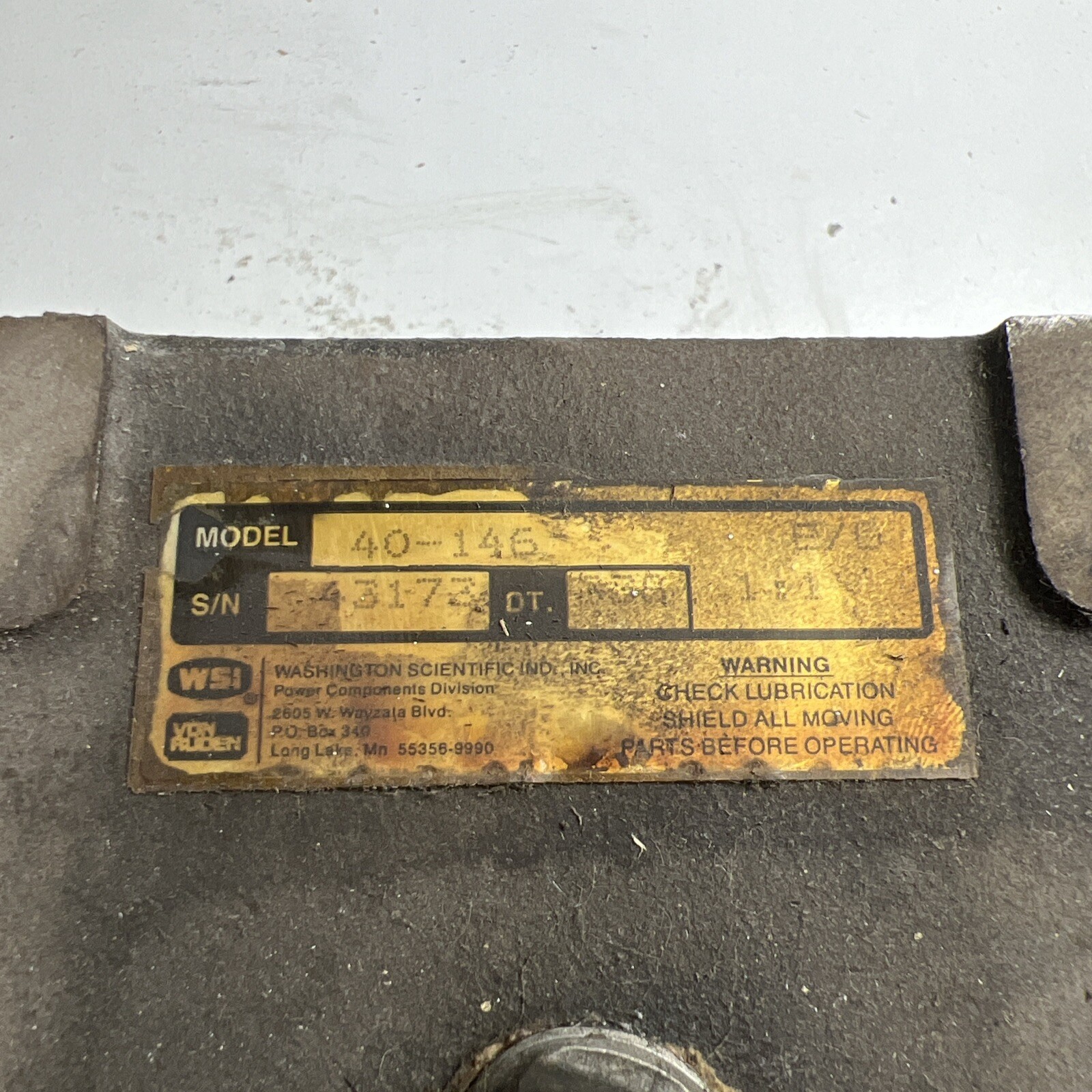 VON RUDEN 90002 GEAR REDUCER TEE * USED * 40-146 s/n 43172 DT.338 1:1 E/G