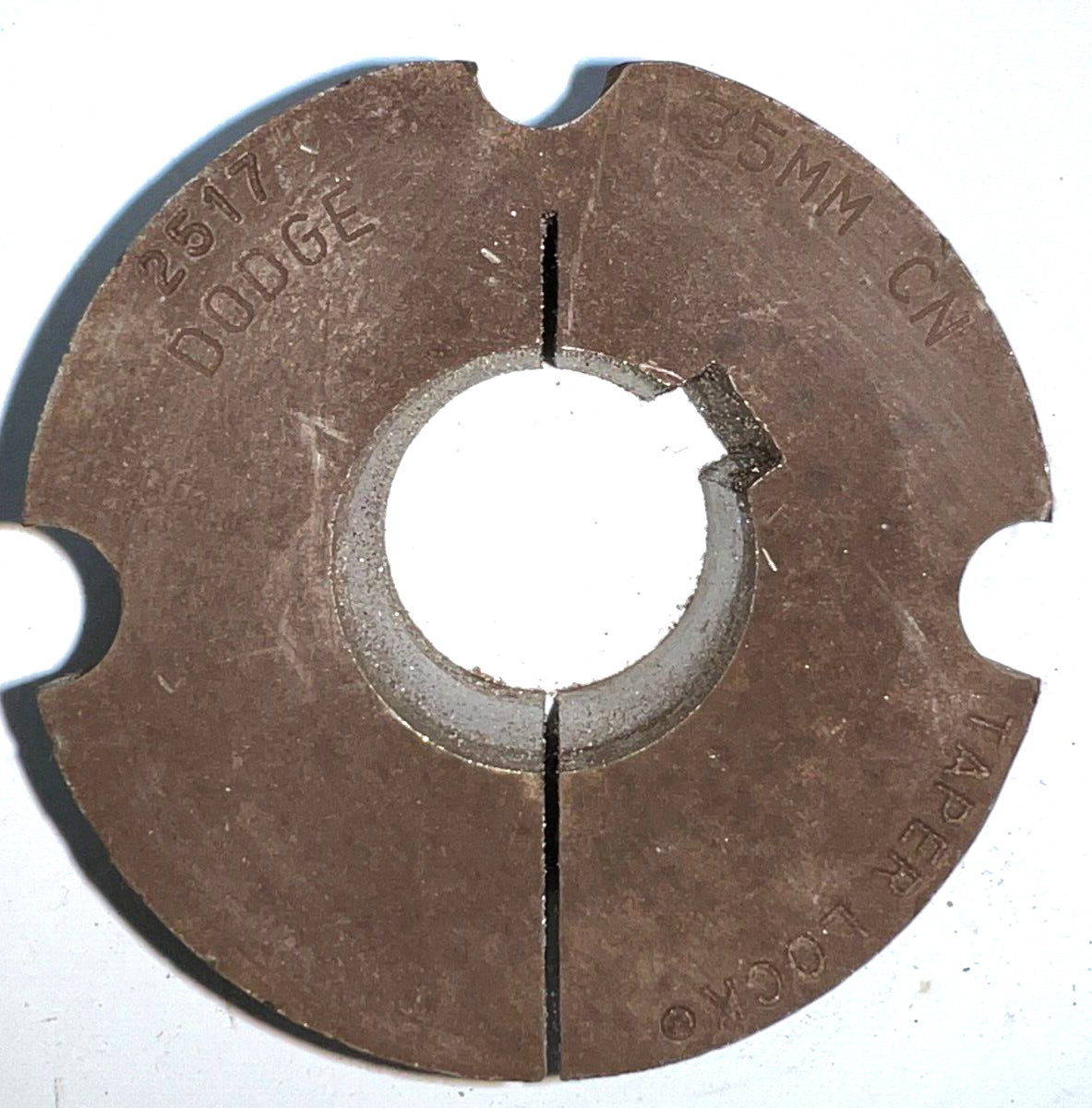 DODGE TAPER-LOCK BUSHING SERIES 2517 35MM BORE DIA. 3-3/8″ OUTSIDE DIAMETER