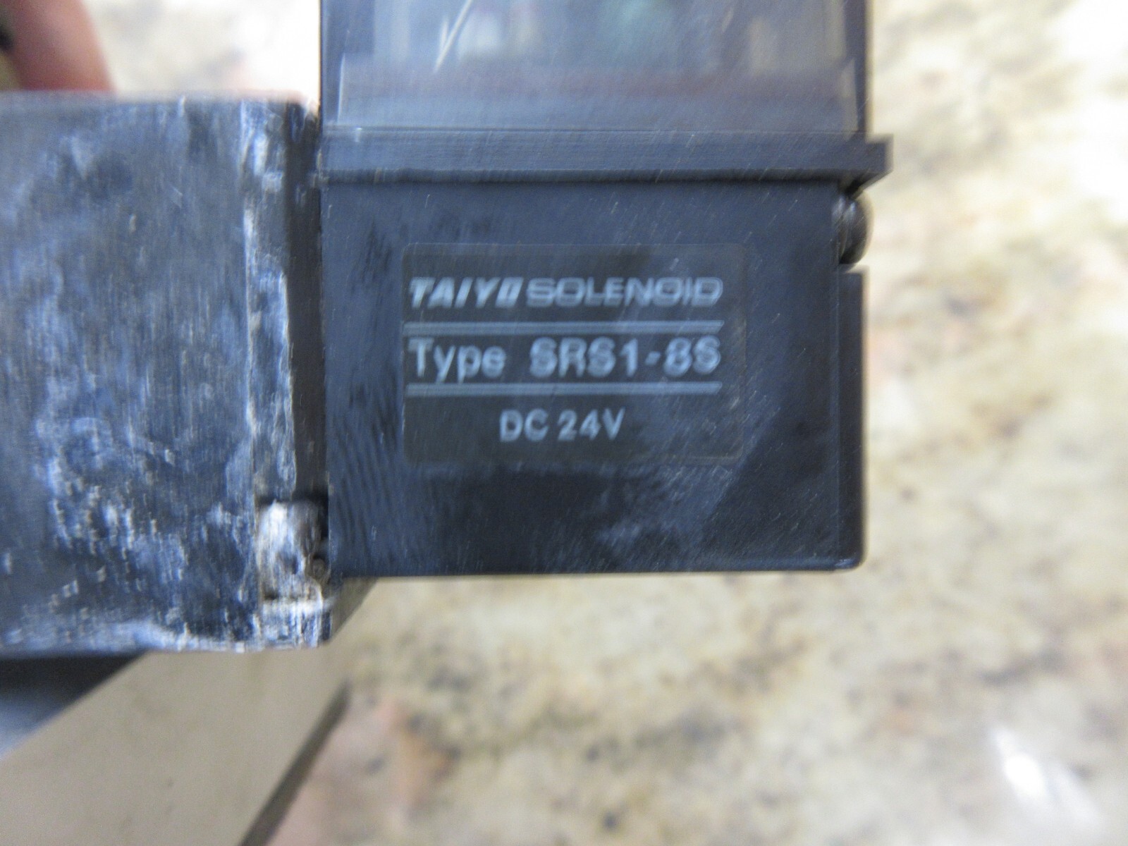 TAIYO SOLENOID VALVE SR540-RN1 SRS1-8S DC24V