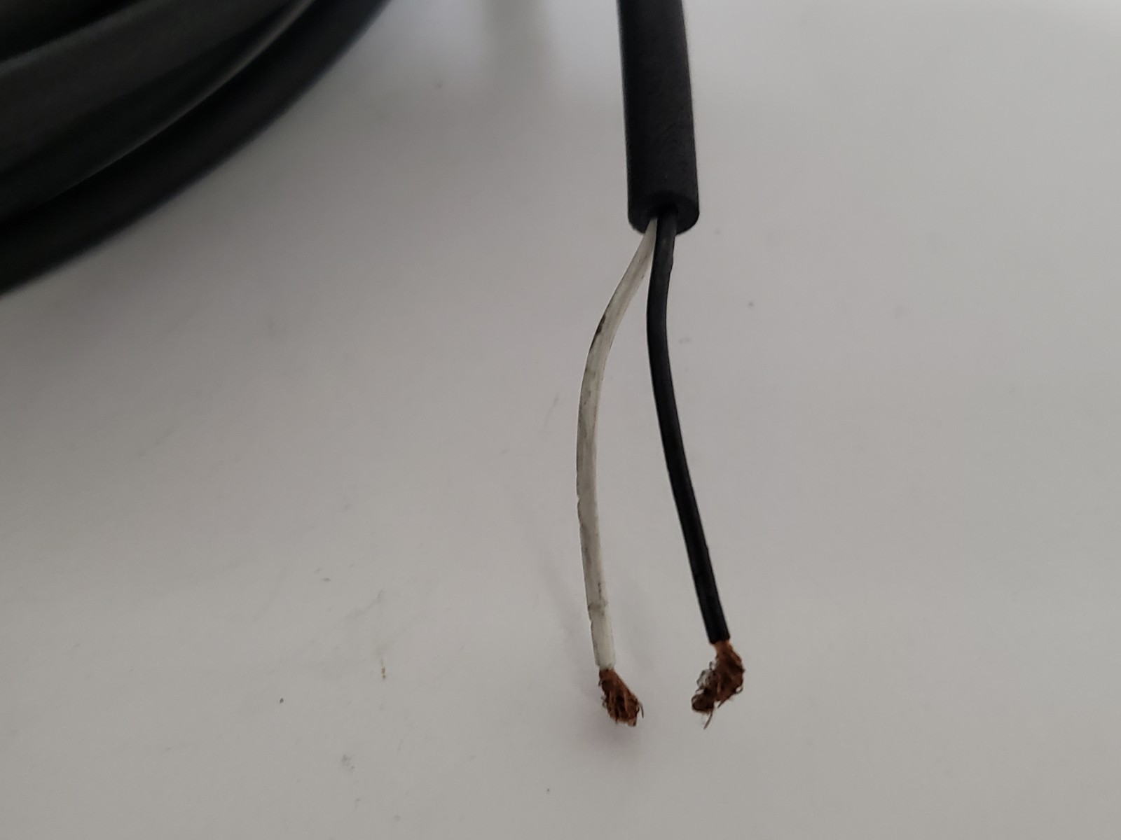 IFM ELECTRONIC EVC165 CORDSET FENAKE 5M 250V 300V DC