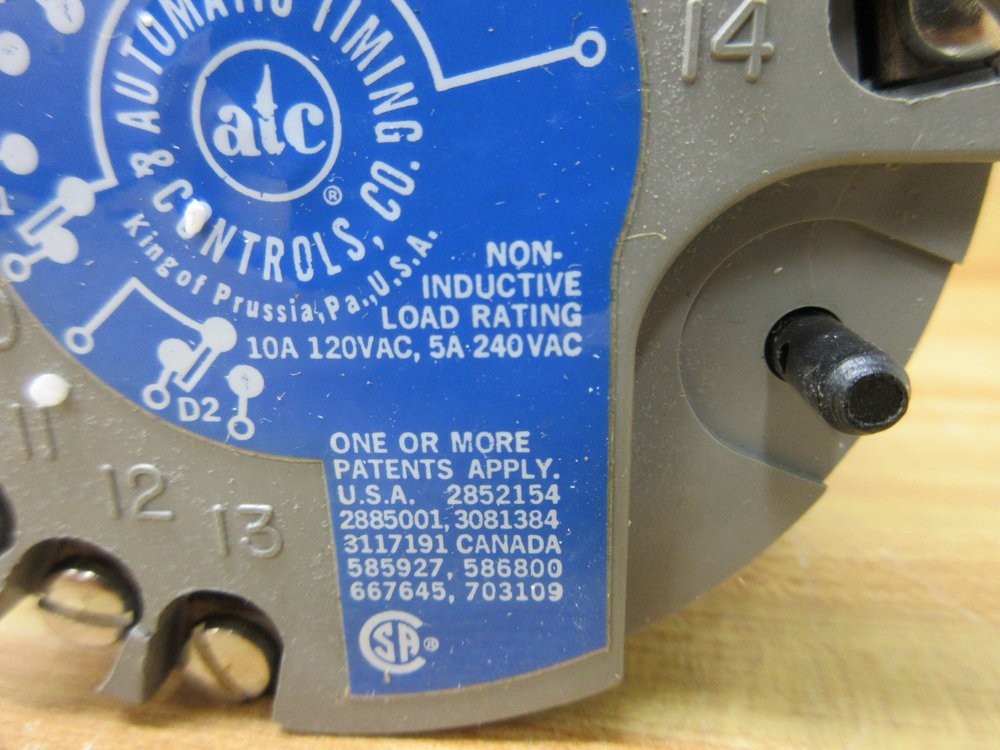 ATC 305E-023-A-2-0-PX Electromechanical Timer 305E023A20PX Cracked Housing
