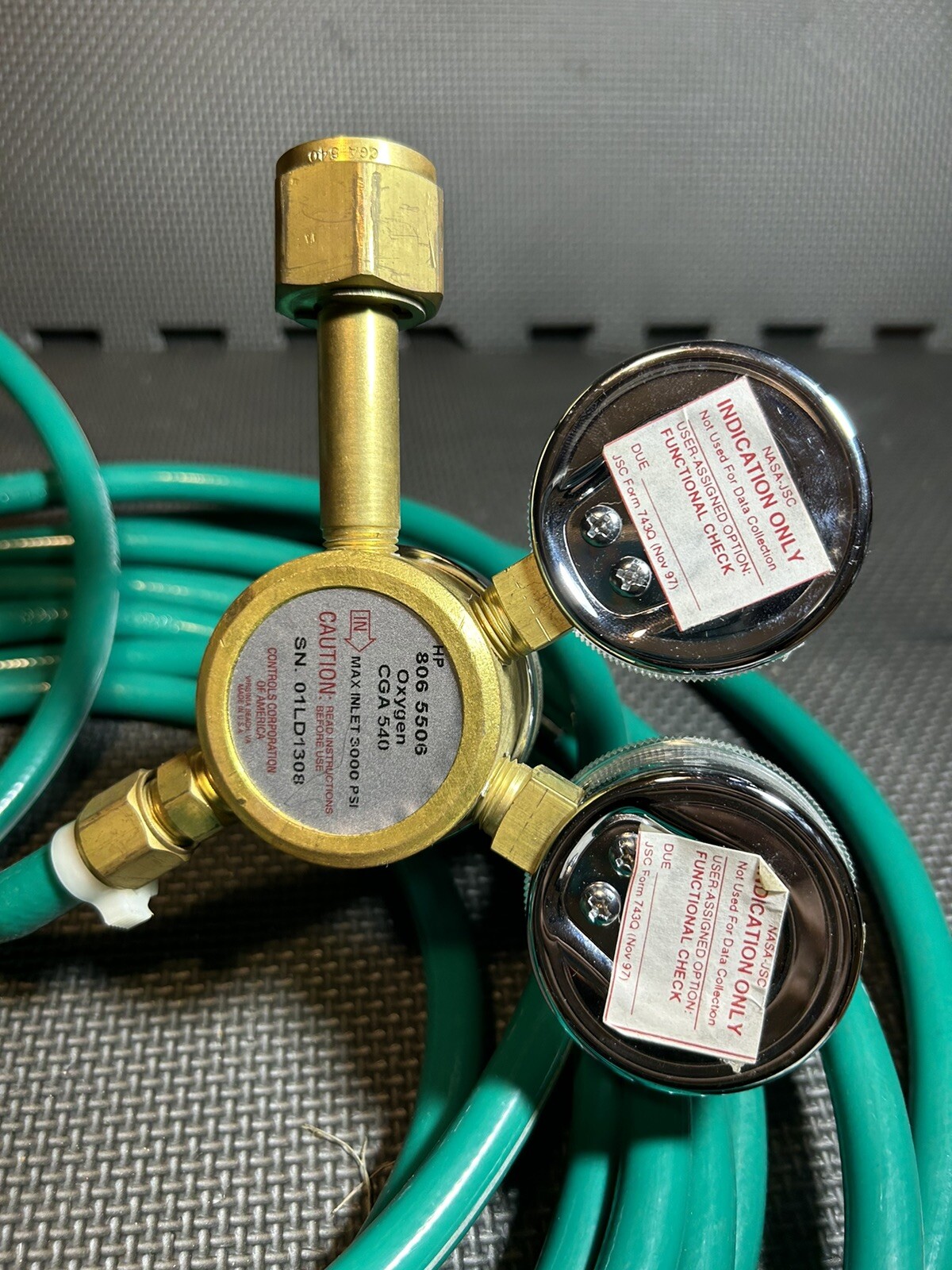 Concoa CGA 540 Oxygen Regulator 8065506 With Hose