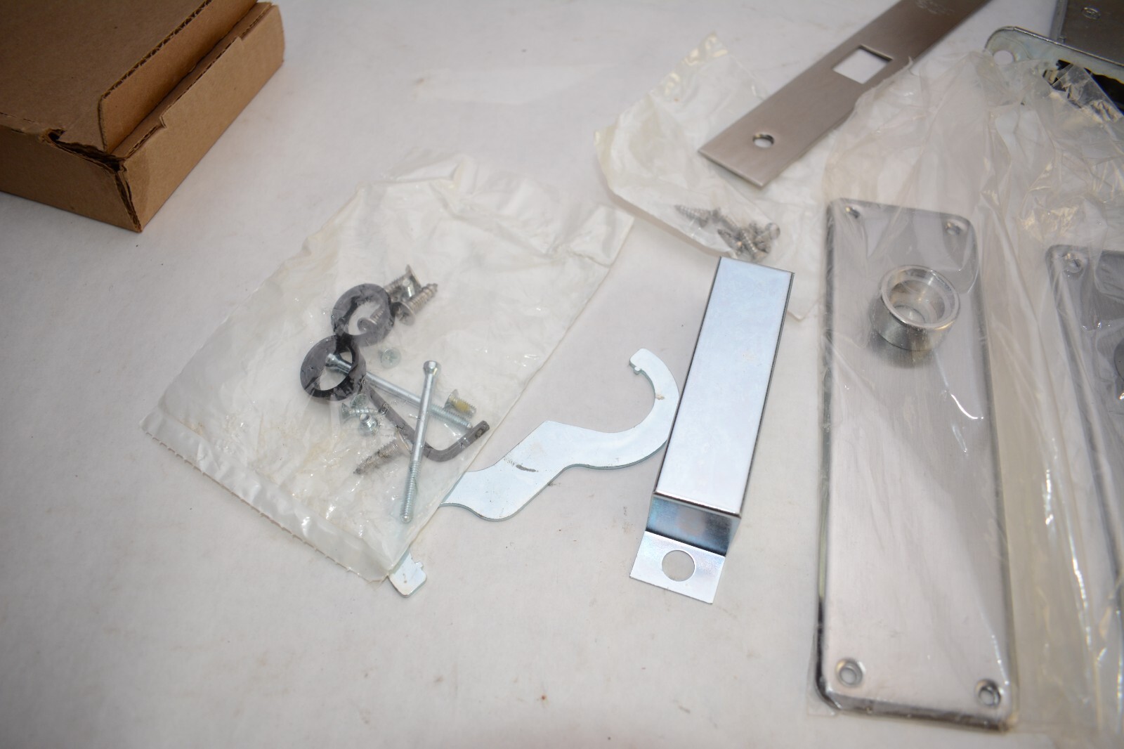 Arrow AM01 BD 26D Passage Mortise Lock – B Knob – D Rose