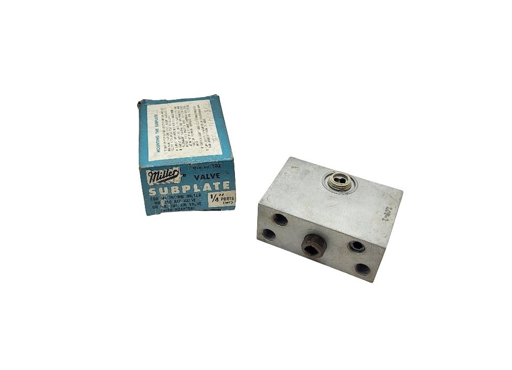 NEW MILLER FLUID POWER 102 VALVE SUBPLATE 1/4″ PORTS *READ*