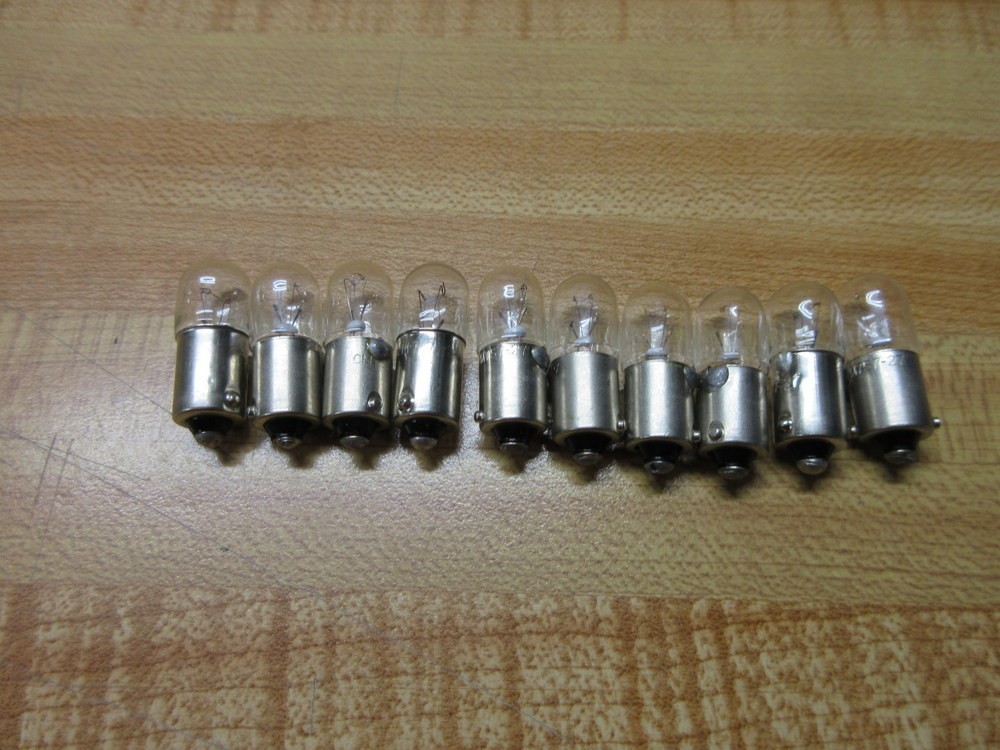 Chicago Miniature CM757-27 Lamp Light Bulb 757-27 (Pack of 30)