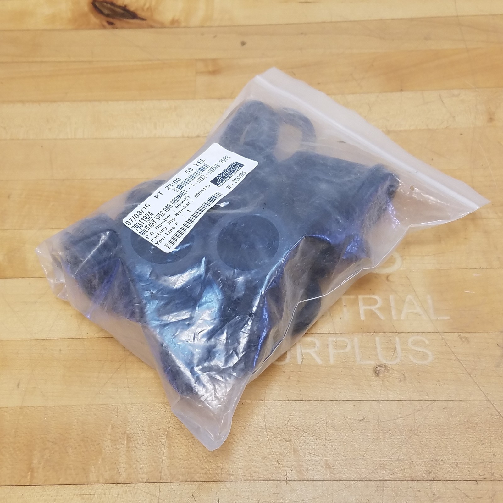 MSC MS35489-114 Military Spec Rubber Grommet, 1-1/2×2, 1/8×5/8″, Pack Of 25