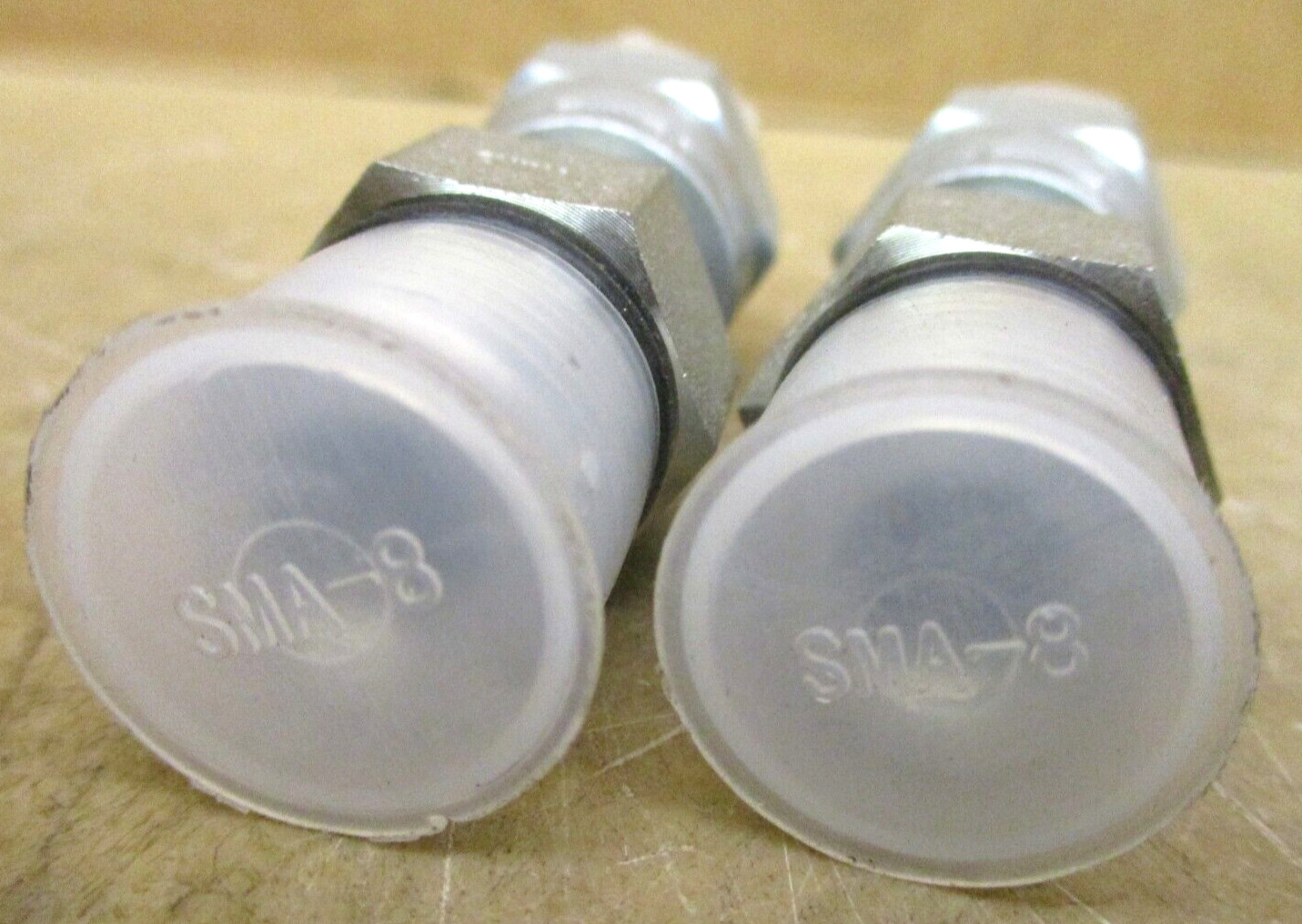 SMA-8 Tube Adapter Fittings Lot of 4 Pieces 48343NADC