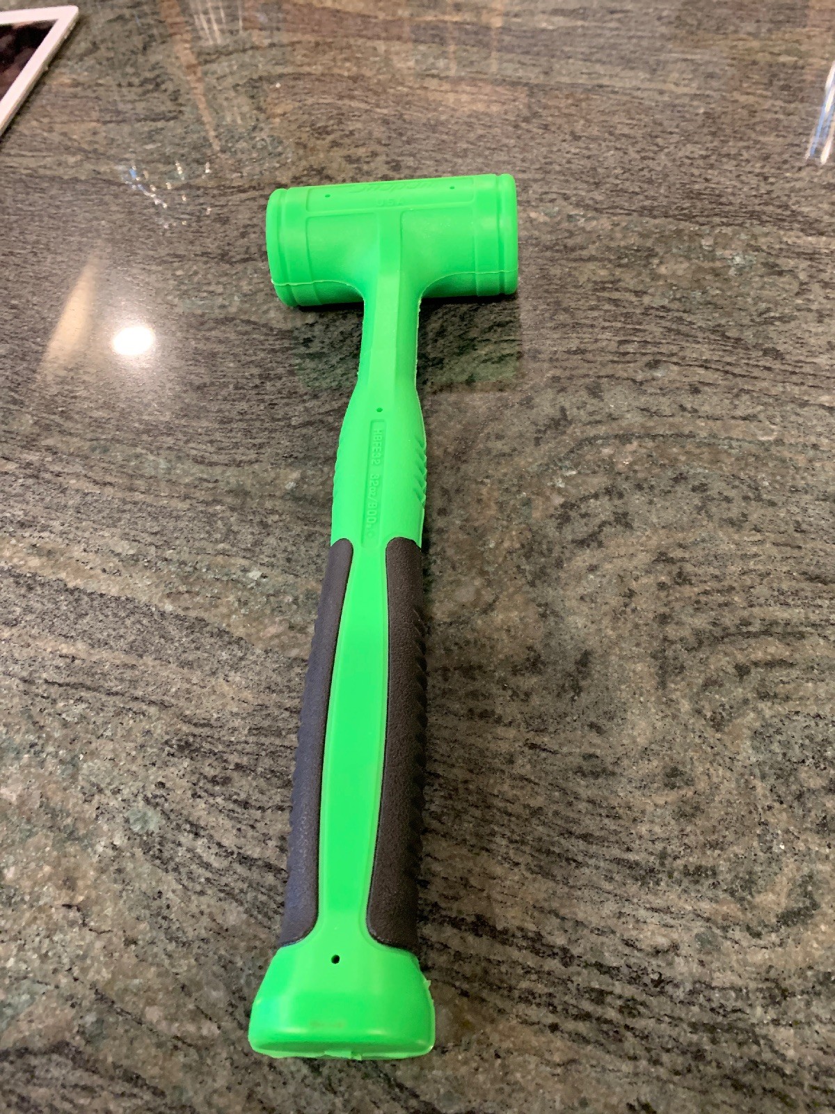 Snap On hbfe32 32 oz soft grip dead blow hammer green