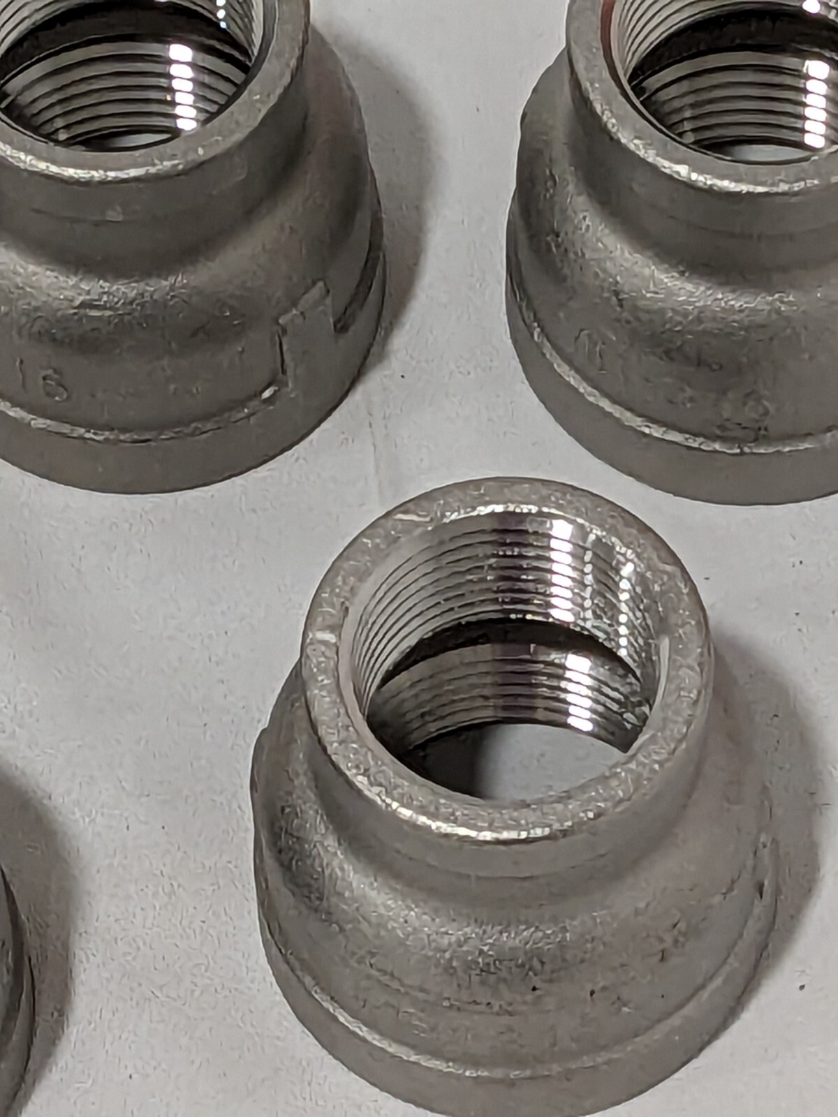 Pipe Reducer: 1 x 3/4″ Fitting, 316 Stainless Steel, FNPT x FNPT Qty 5 6RSB1*3/4