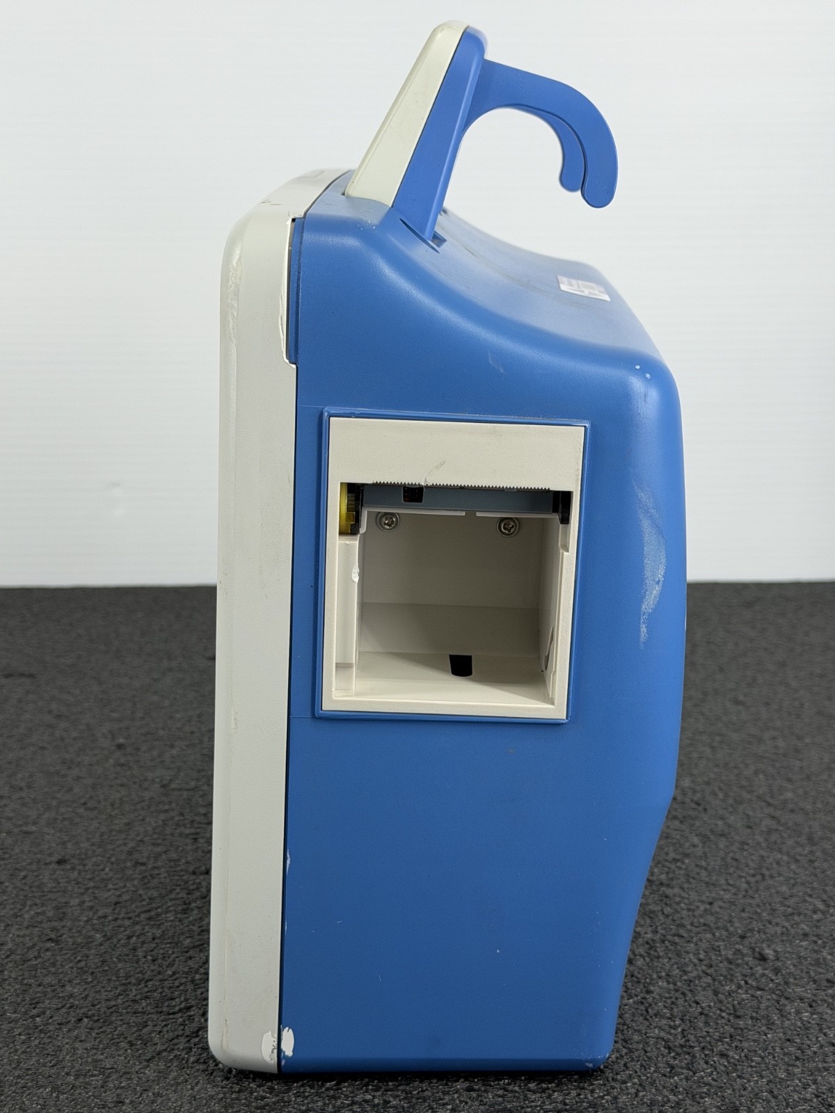 Midmark Cardell MAX-12 HD Veterinary Monitor