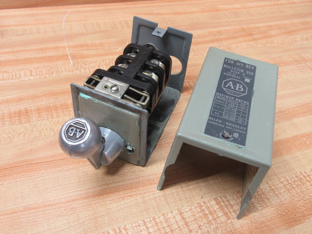 Allen Bradley 350-TAV32 Reversing Drum Switch 350TAV32 W/Handle