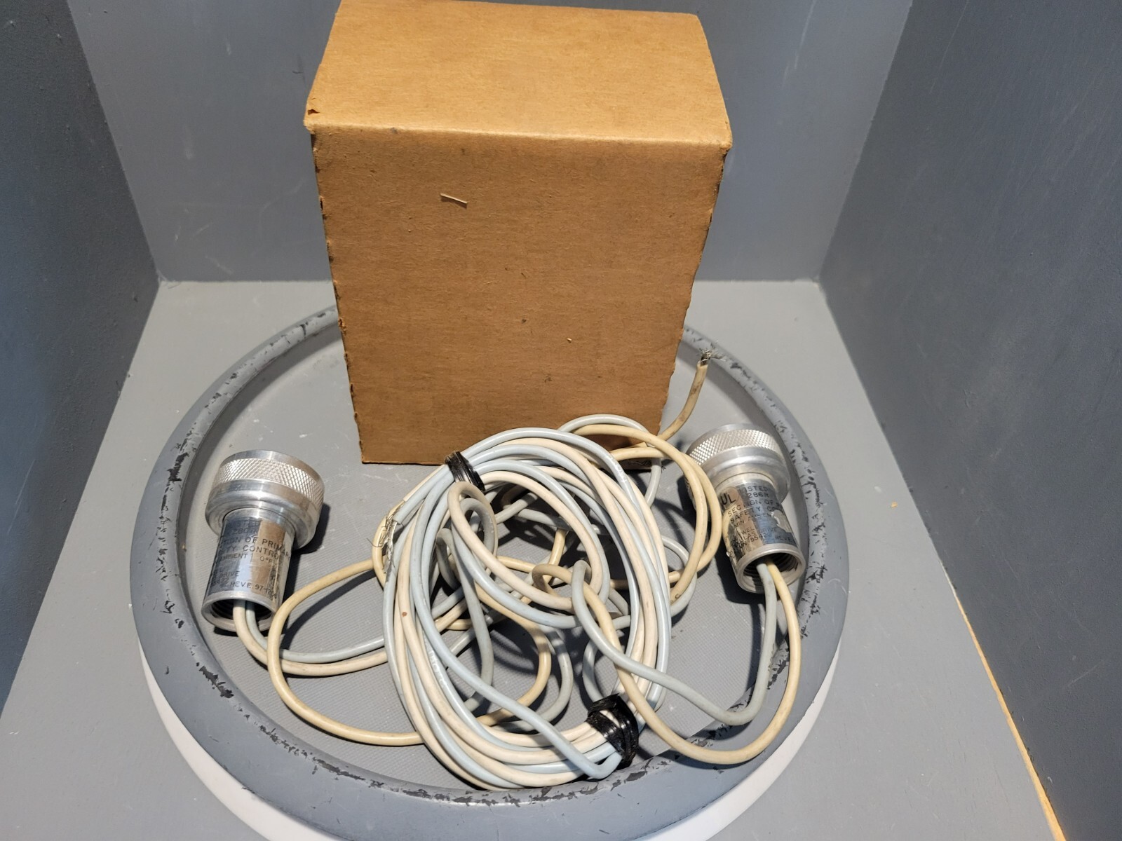 Honeywell FSG UV Flame Detector, C7035 A 1023