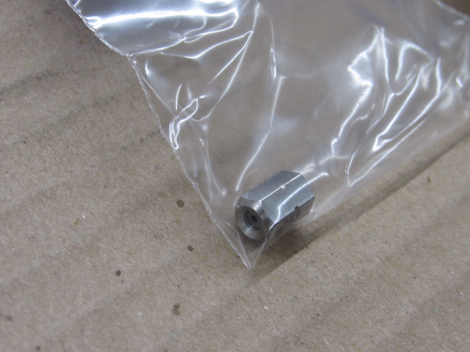 Graco 918613 918-613 preswirl nozzle .043