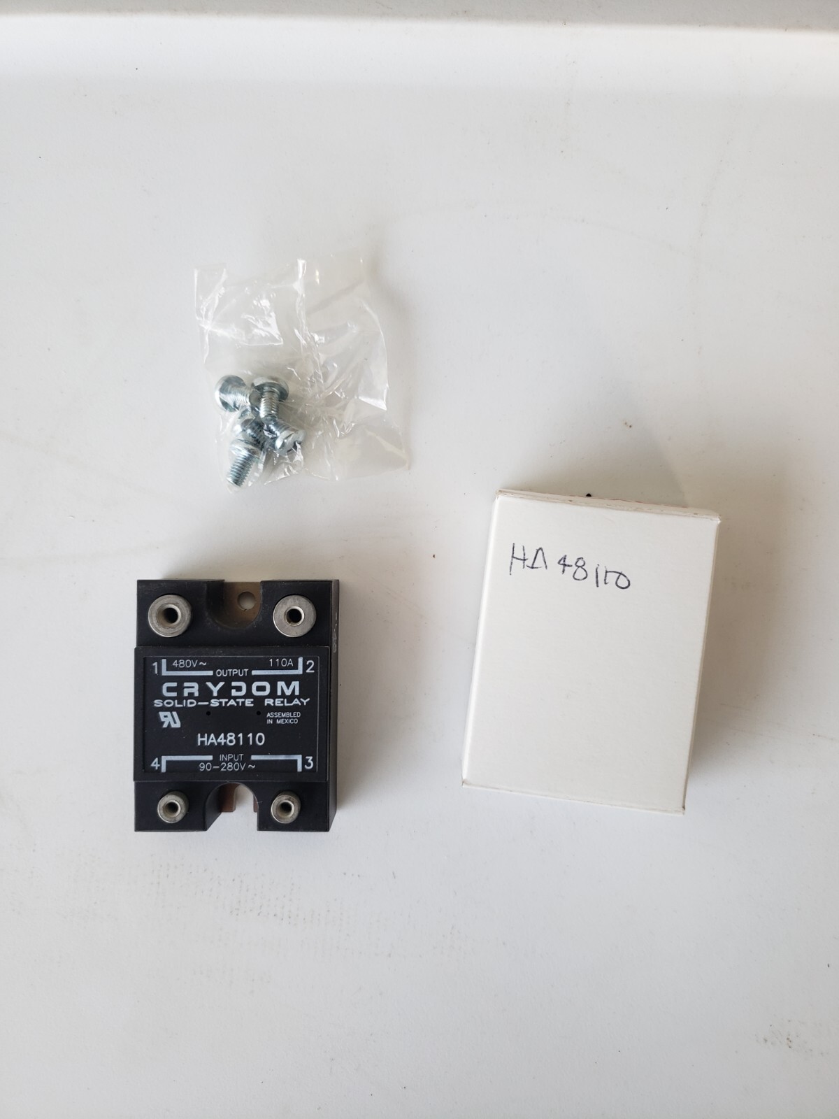 Crydom HA48110 Solid State Relay module Screw Mount 480v 90-280v 110A new