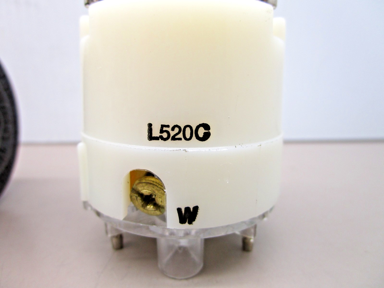 Pass and Seymour L520C Twist Lock Cord End Plug 20A 125V 3-Pole Female