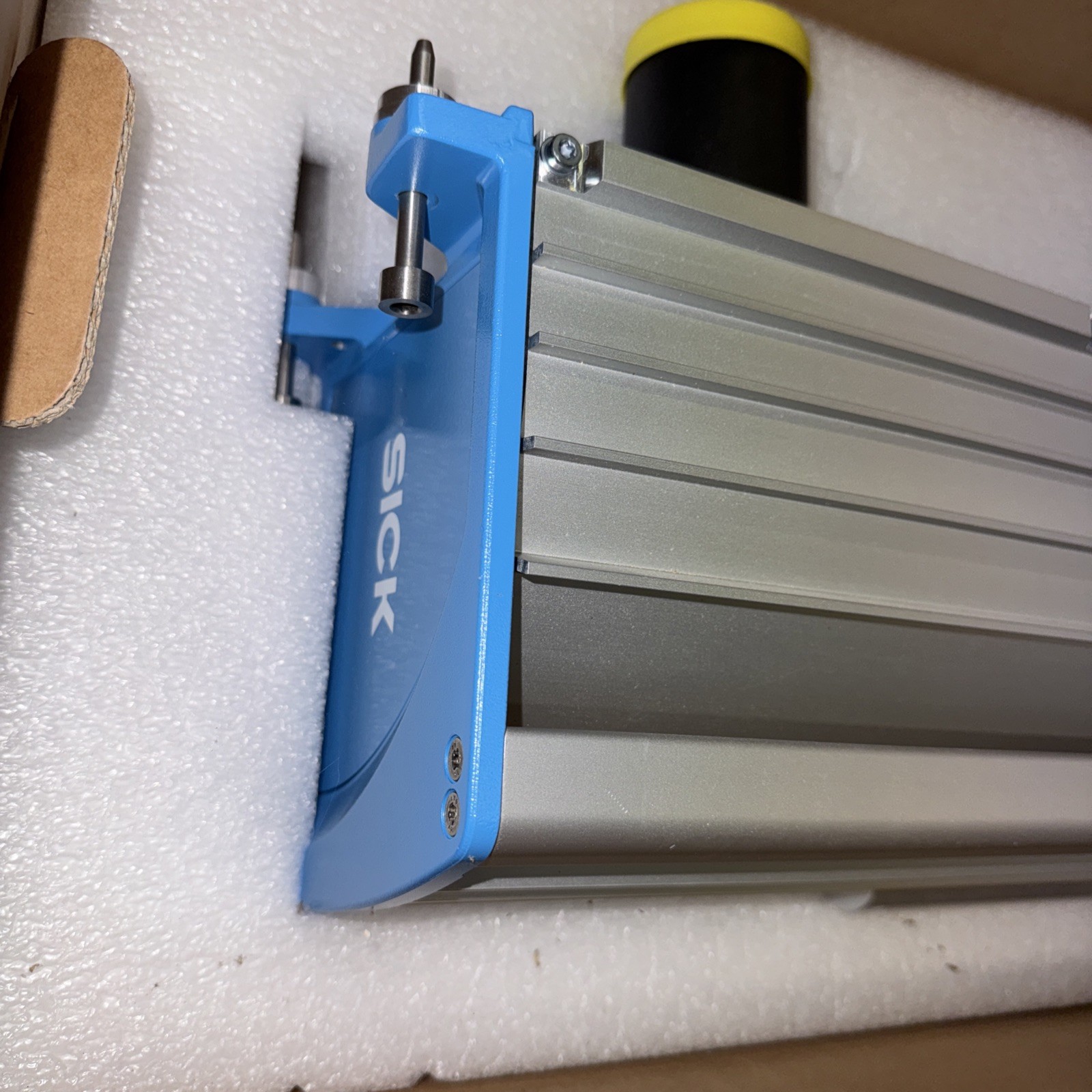 SICK Industrial Barcode Scanner ICD890-44342020 1092550 New, USA Seller, PND