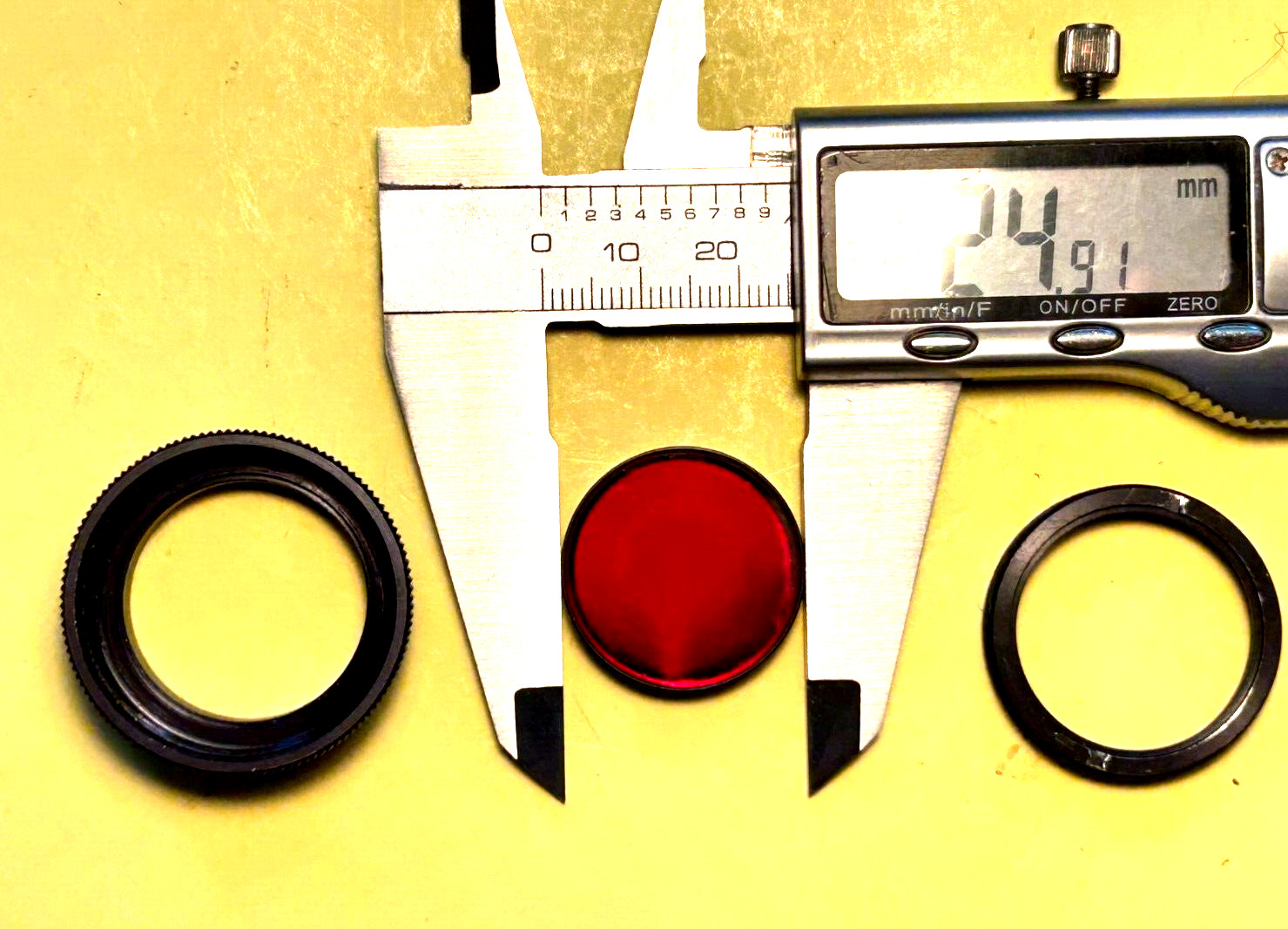 Lens Mount for 1″ diameter optics with filter