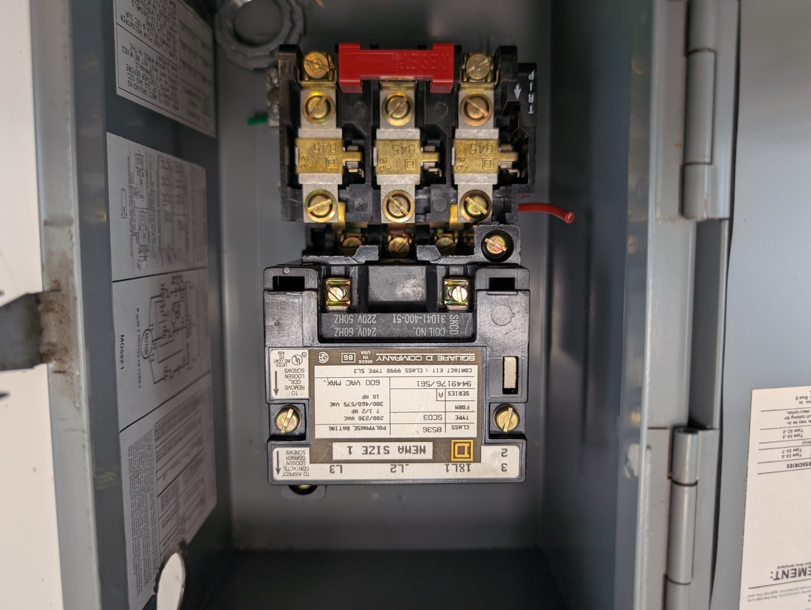 SQUARE D 8536 SCA-3 S AC MAGNETIC STARTER SER A NEMA 1 120V60Hz/110V50Hz