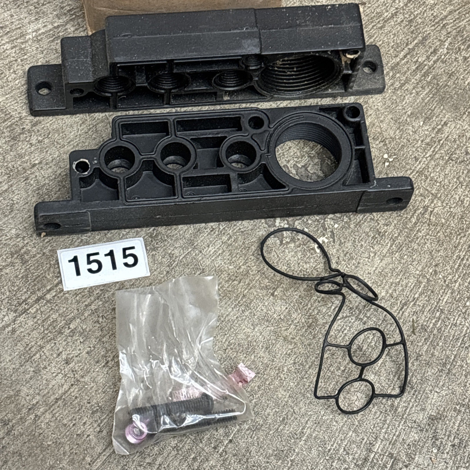NEW PARKER K122022 END PLATE PORT ADAPTER KIT