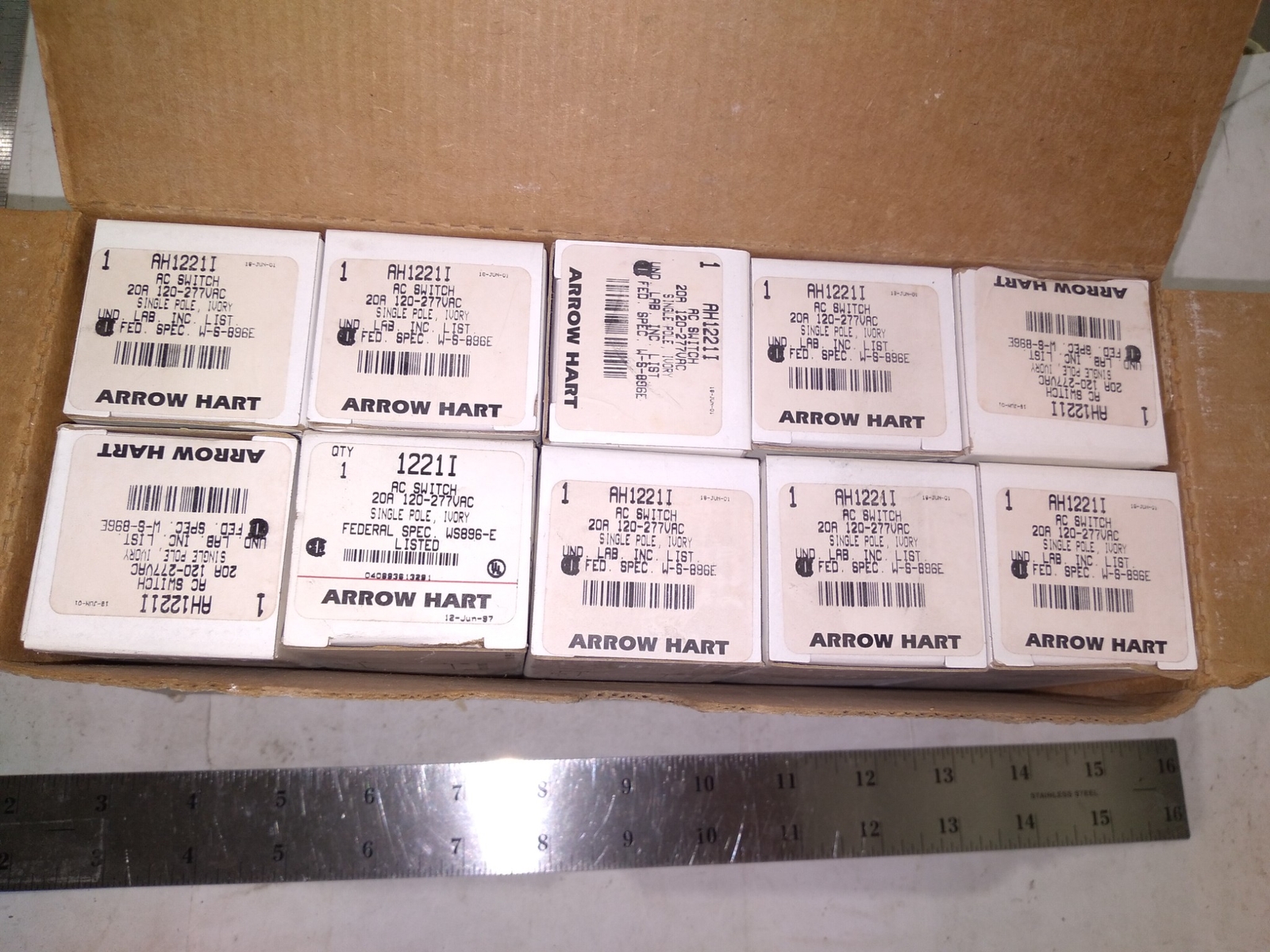 COOPER ARROW-HART AH1221I AC SWITCH 20A 120-277VAC SINGLE POLE IVORY “LOT OF 5”