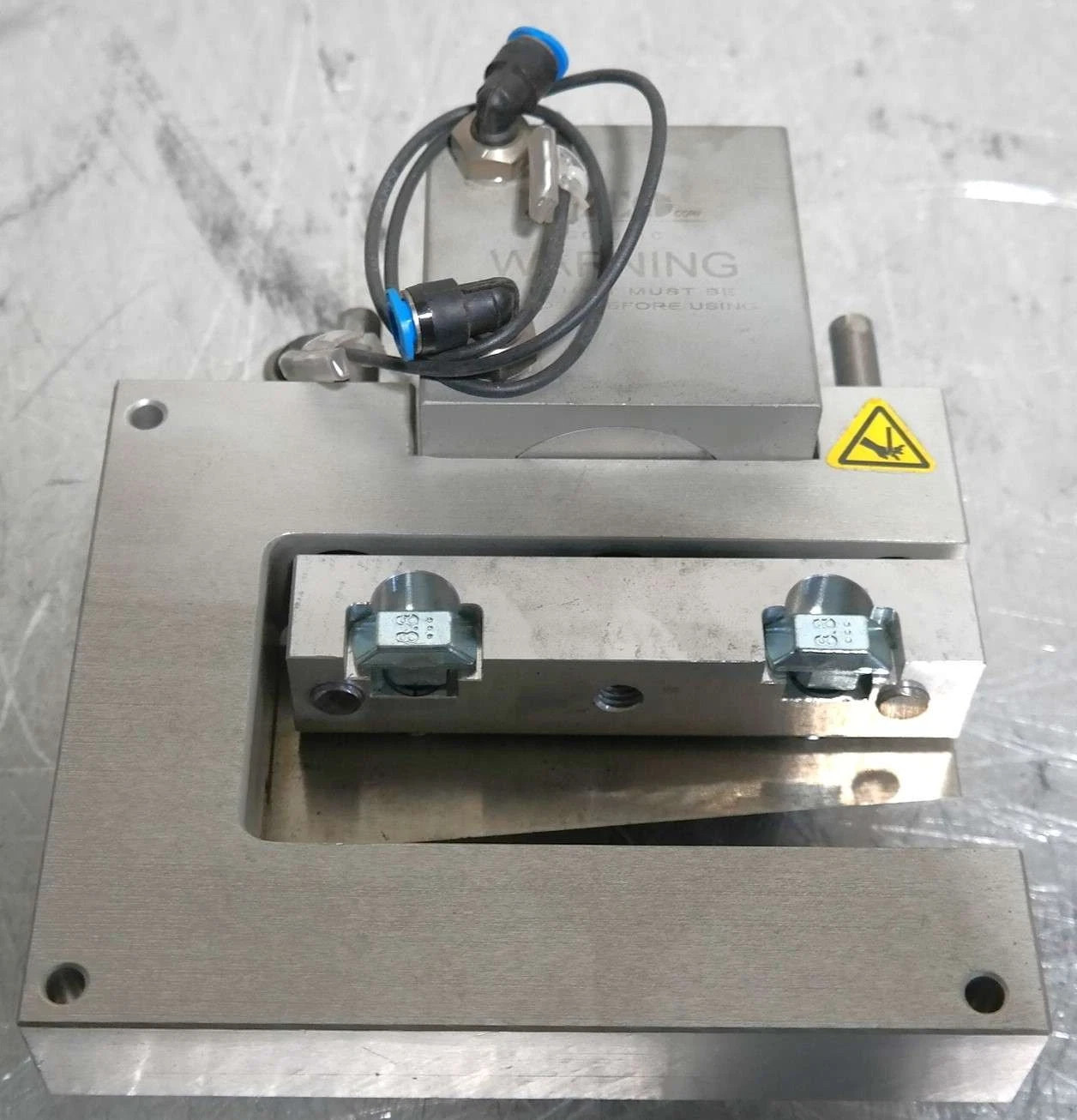Azco GO8011C Guillotine Knife Assembly with G011004D