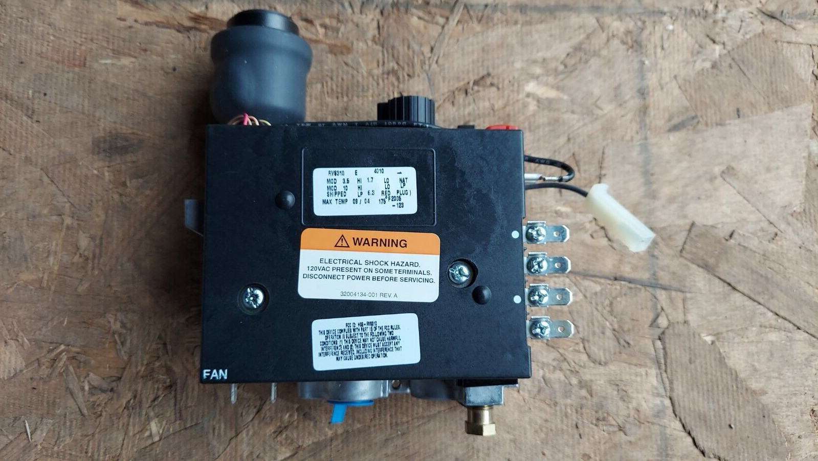 New Honeywell RV8310E4010 RV8310E 4010 Radio Frequency Combination PROPANE Valve