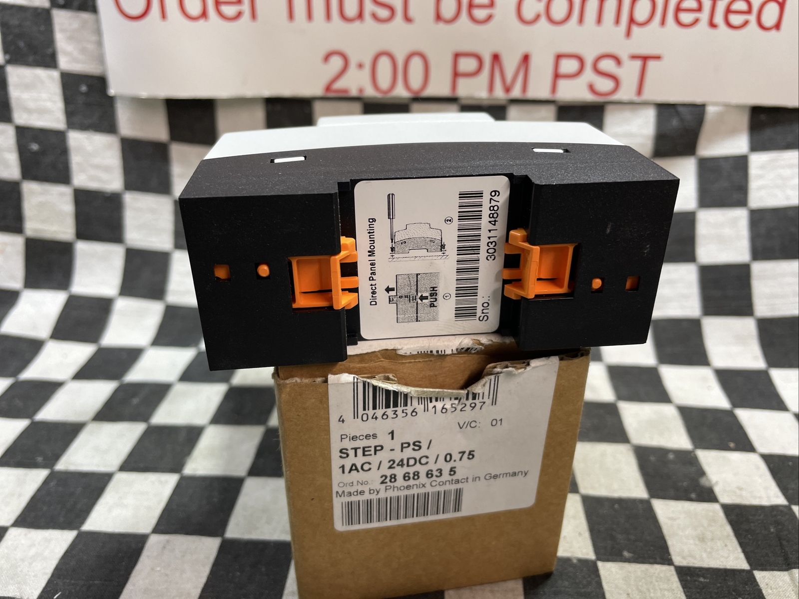 Phoenix Contact 2868635, STEP-PS/ 1AC/24DC/0.75, Power Supply, SHIPSAMEDAY#103Q5