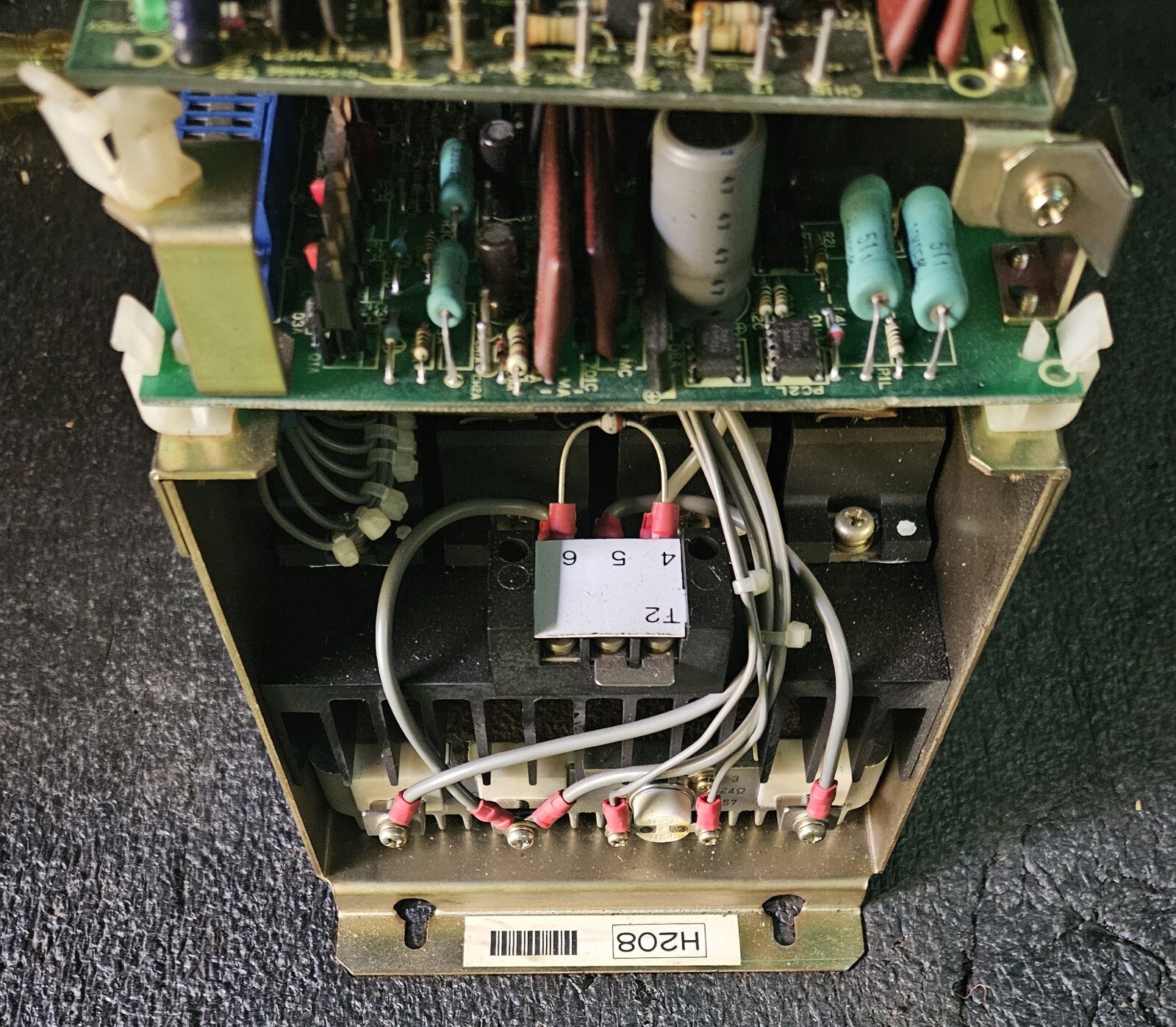 Fanuc A06B-6047-H208 Drive with PCBs A16B-1200-0230/A20B-1000-0220