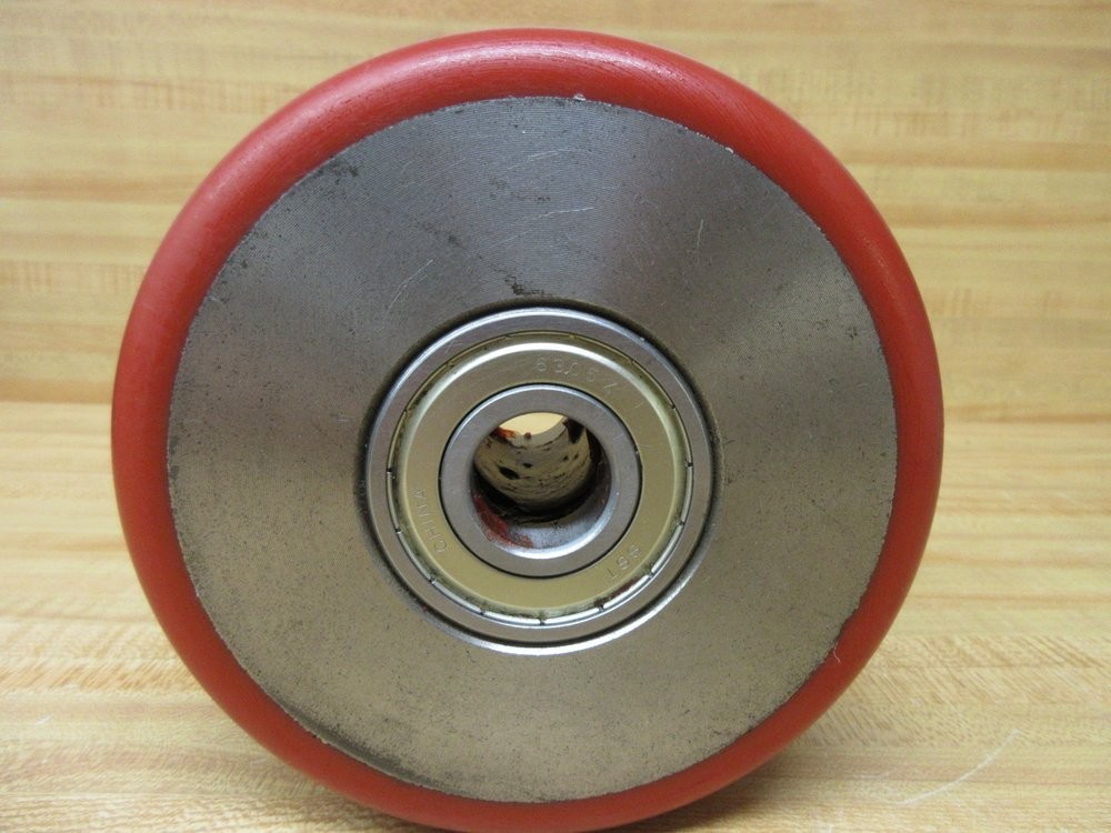 Raymond 156/107 Poly Load Wheel W/Bearing T16335