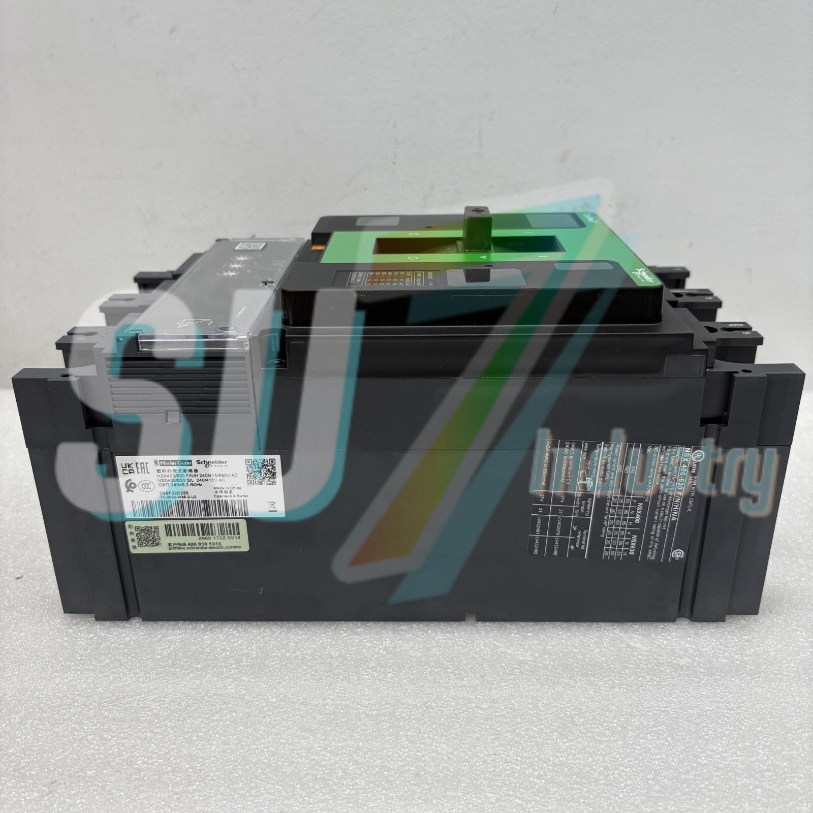 Schneider C40F32D250 NSX400F Mic2.3 250A 3P3D circuit breaker# 1pcs New In Box