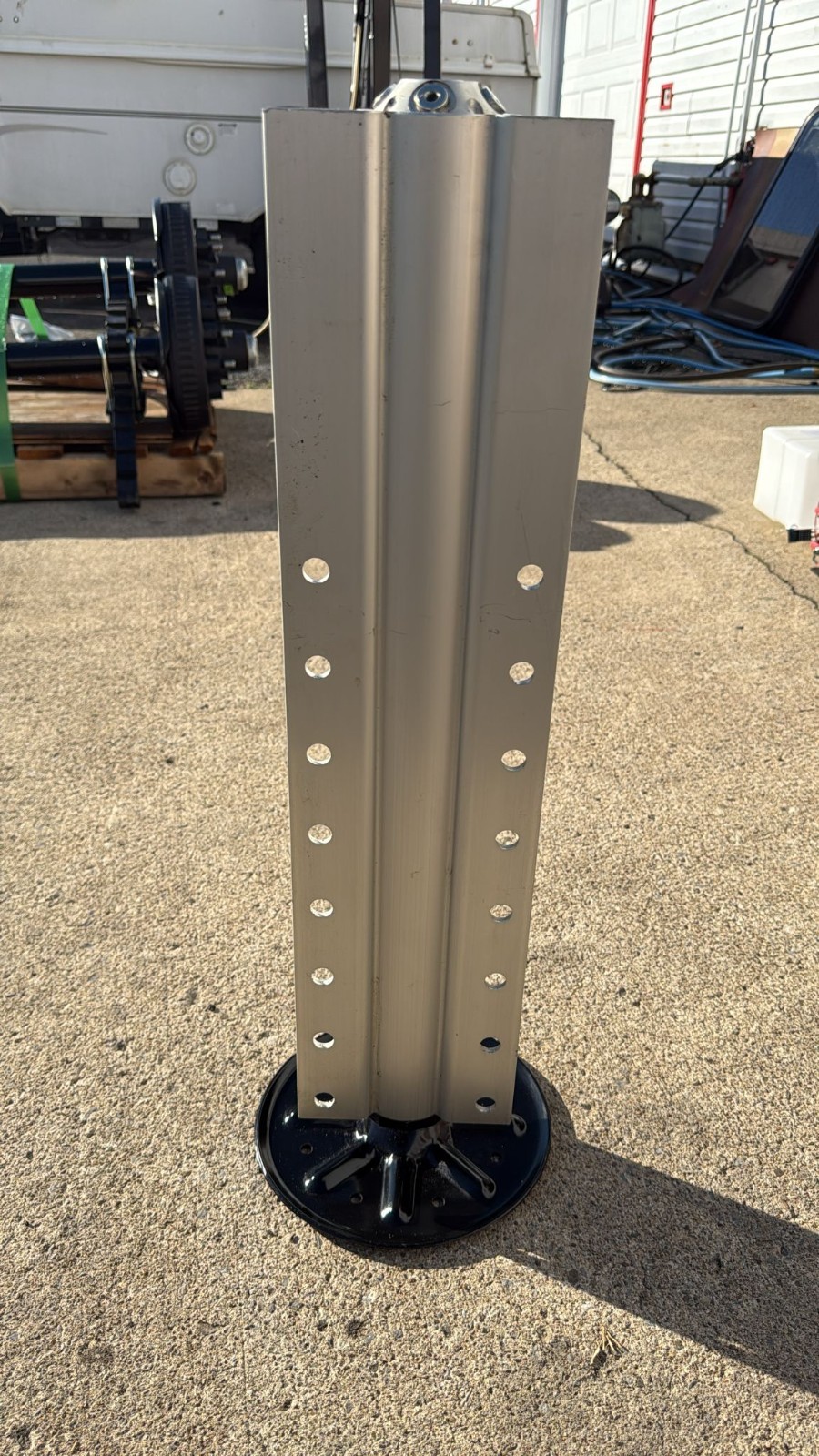 OEM Lippert RV Leveling Jack Aluminum Leg Assembly 27″