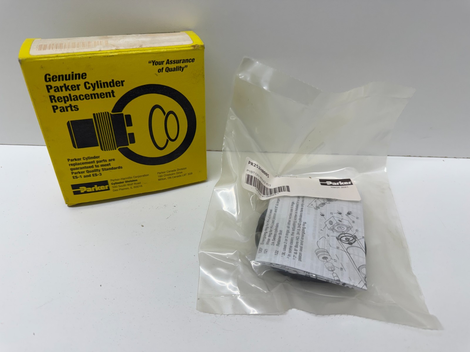 NEW IN BAG! PARKER PISTON RING KIT PR252H0005