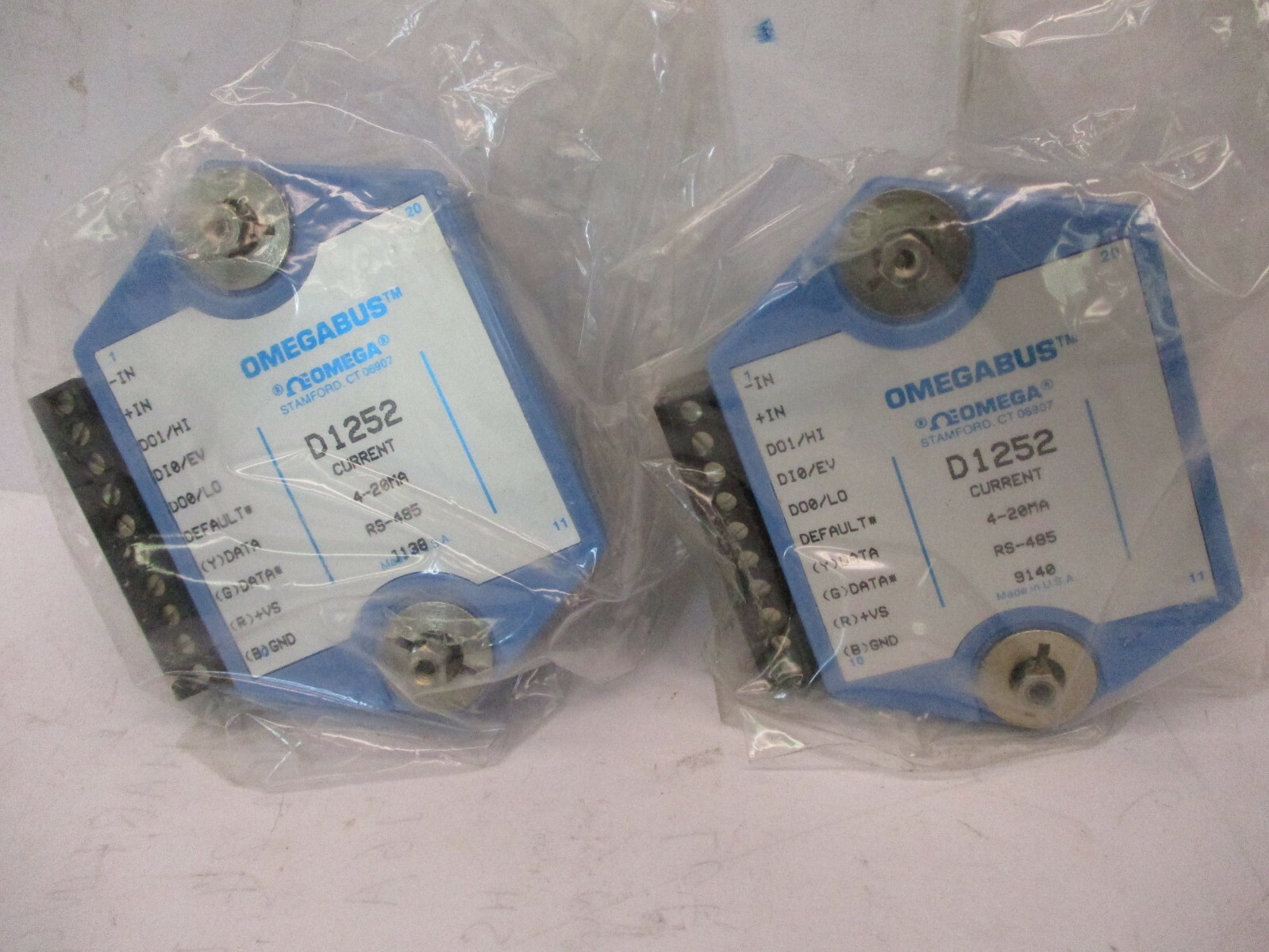 New Open Box Lot of 2 Pieces Omegabus D1252 4-20mA RS-485 A4150WVS